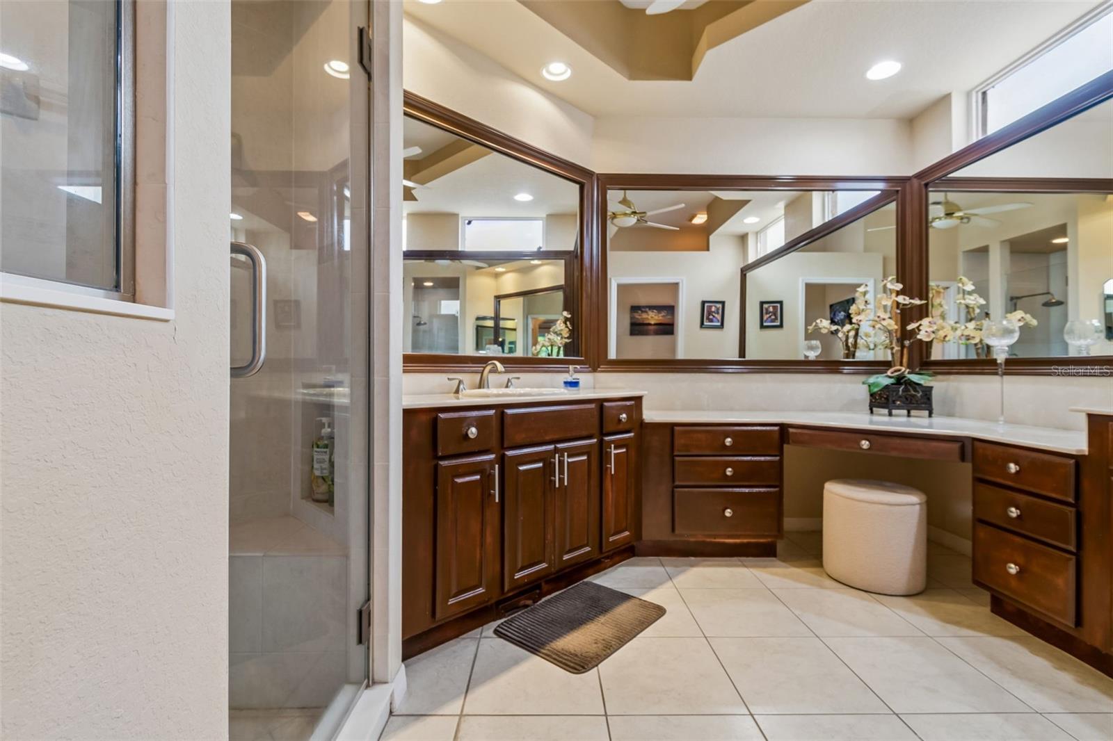 566 PLANTERS MANOR WAY — photo 34