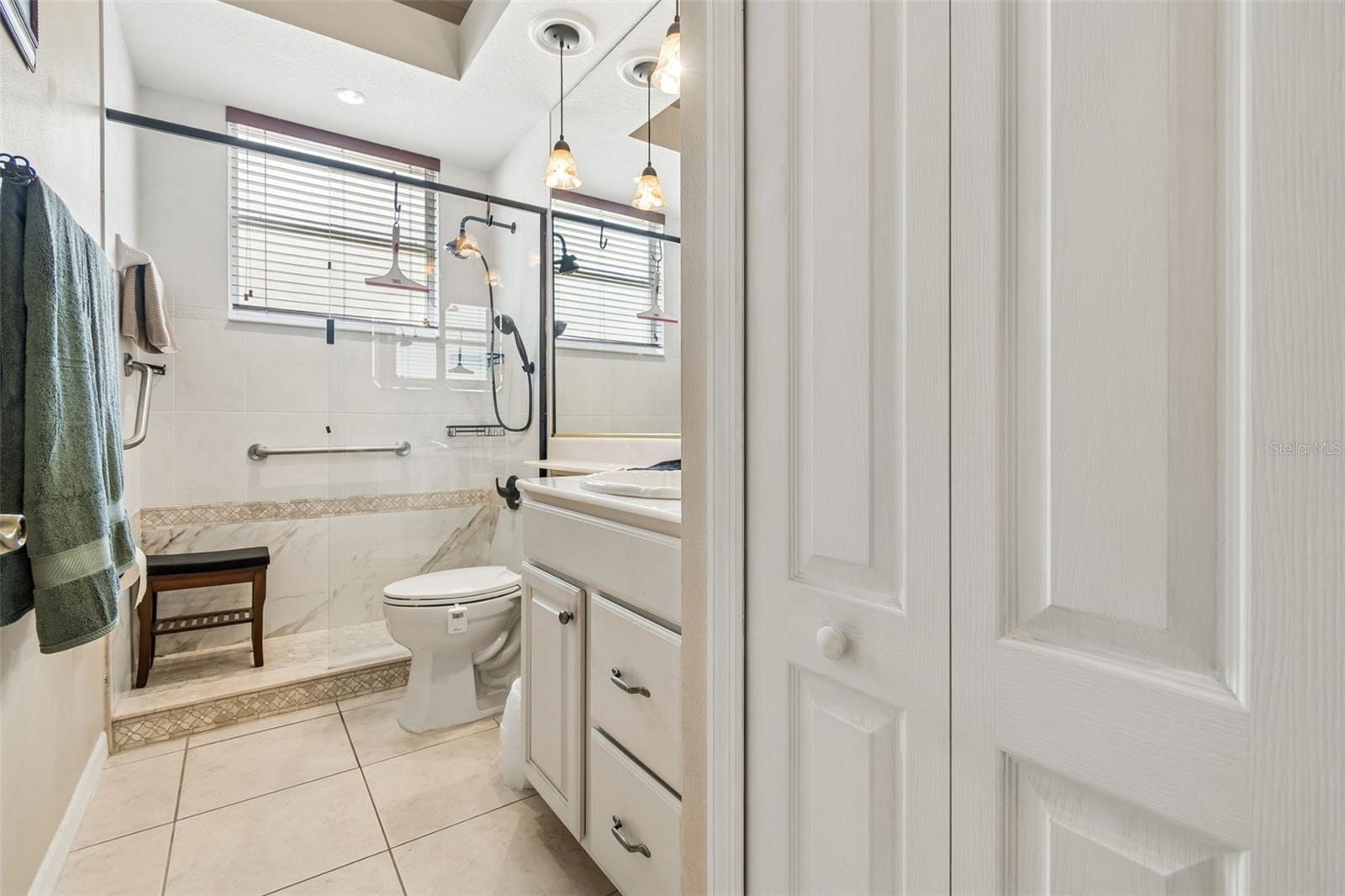 566 PLANTERS MANOR WAY — photo 43