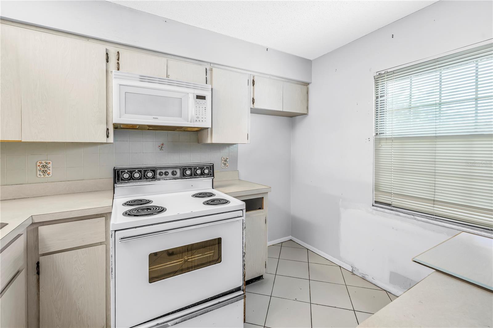 4774 LAKE BLVD #9B — photo 3