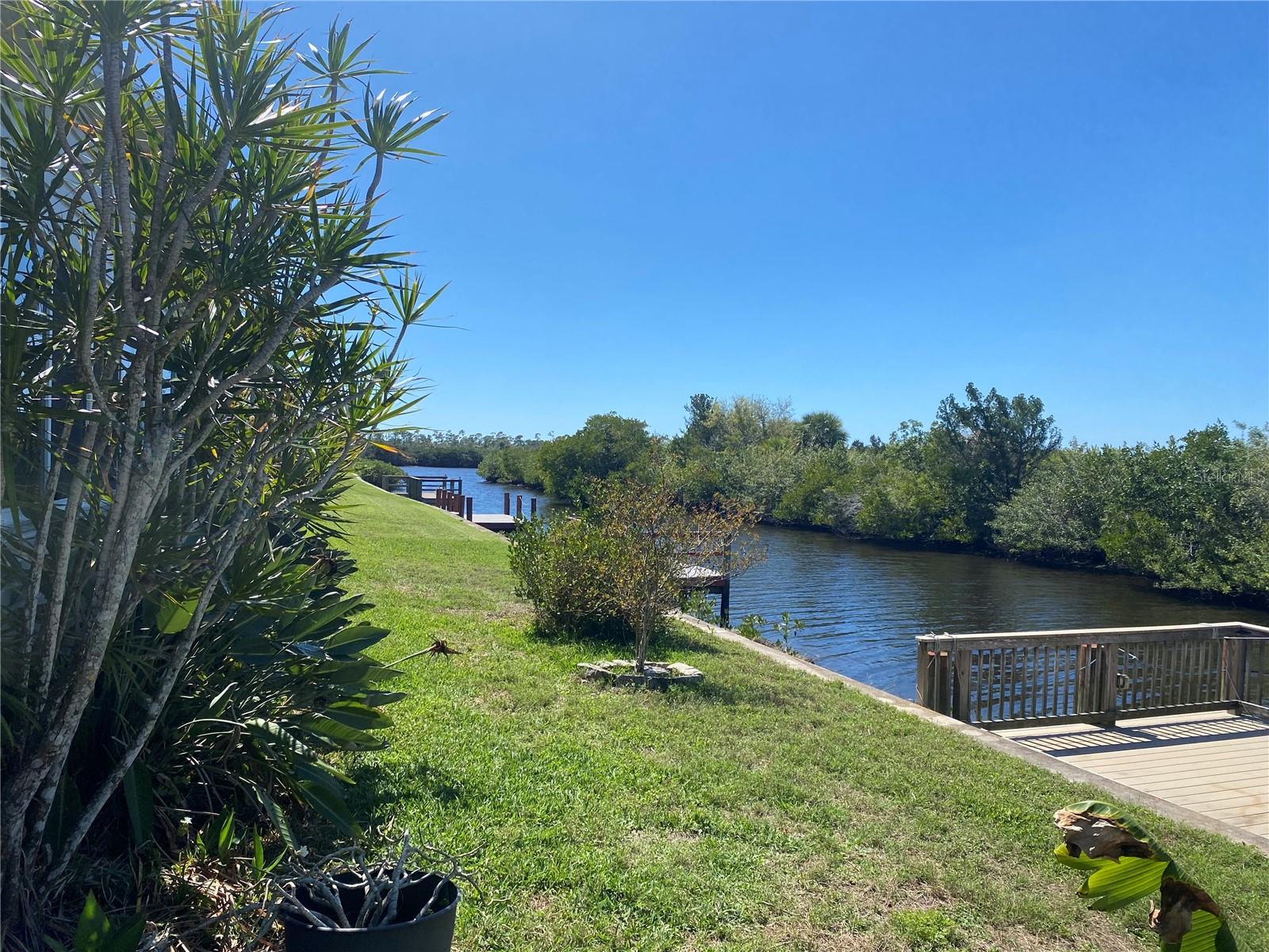 724 BLACKBURN BLVD — photo 26
