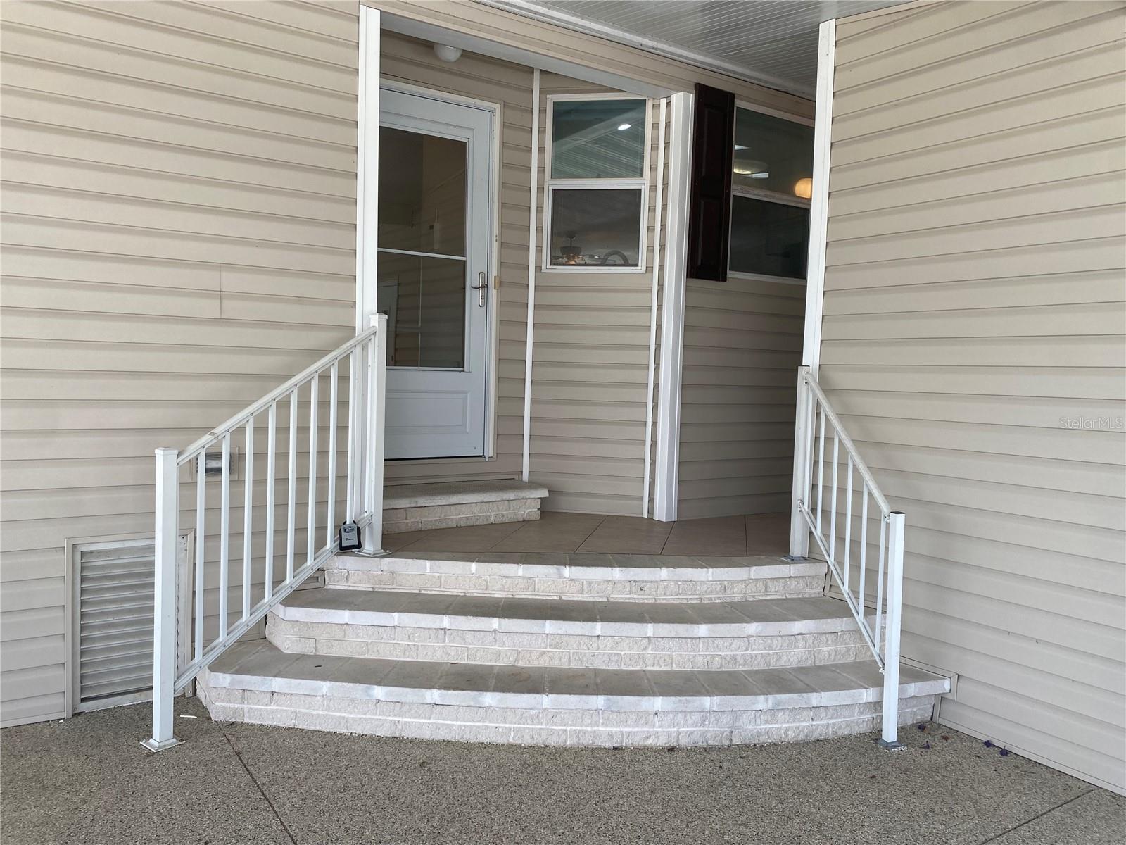 724 BLACKBURN BLVD — photo 5