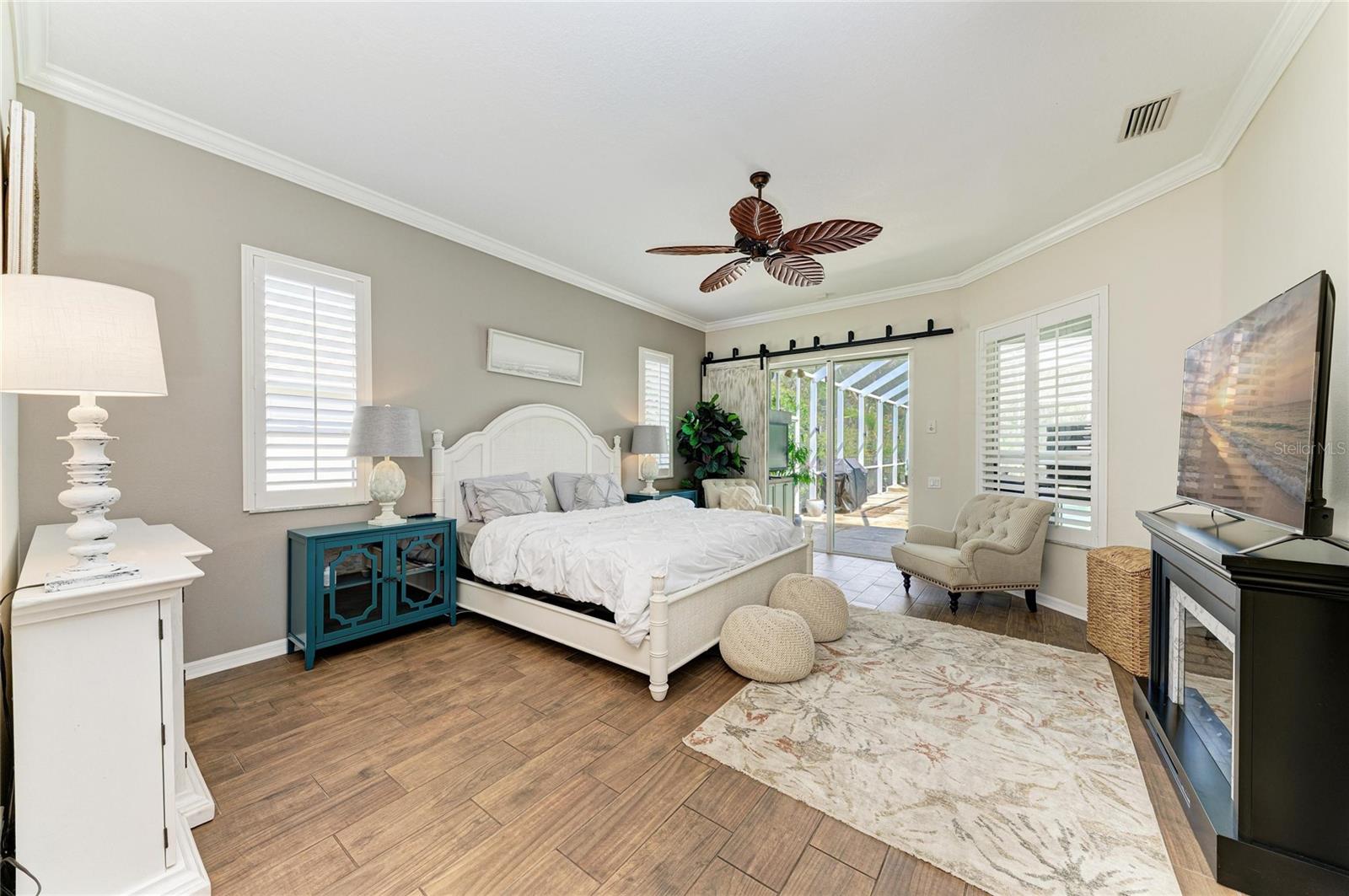 2337 LITTLE COUNTRY RD — photo 33