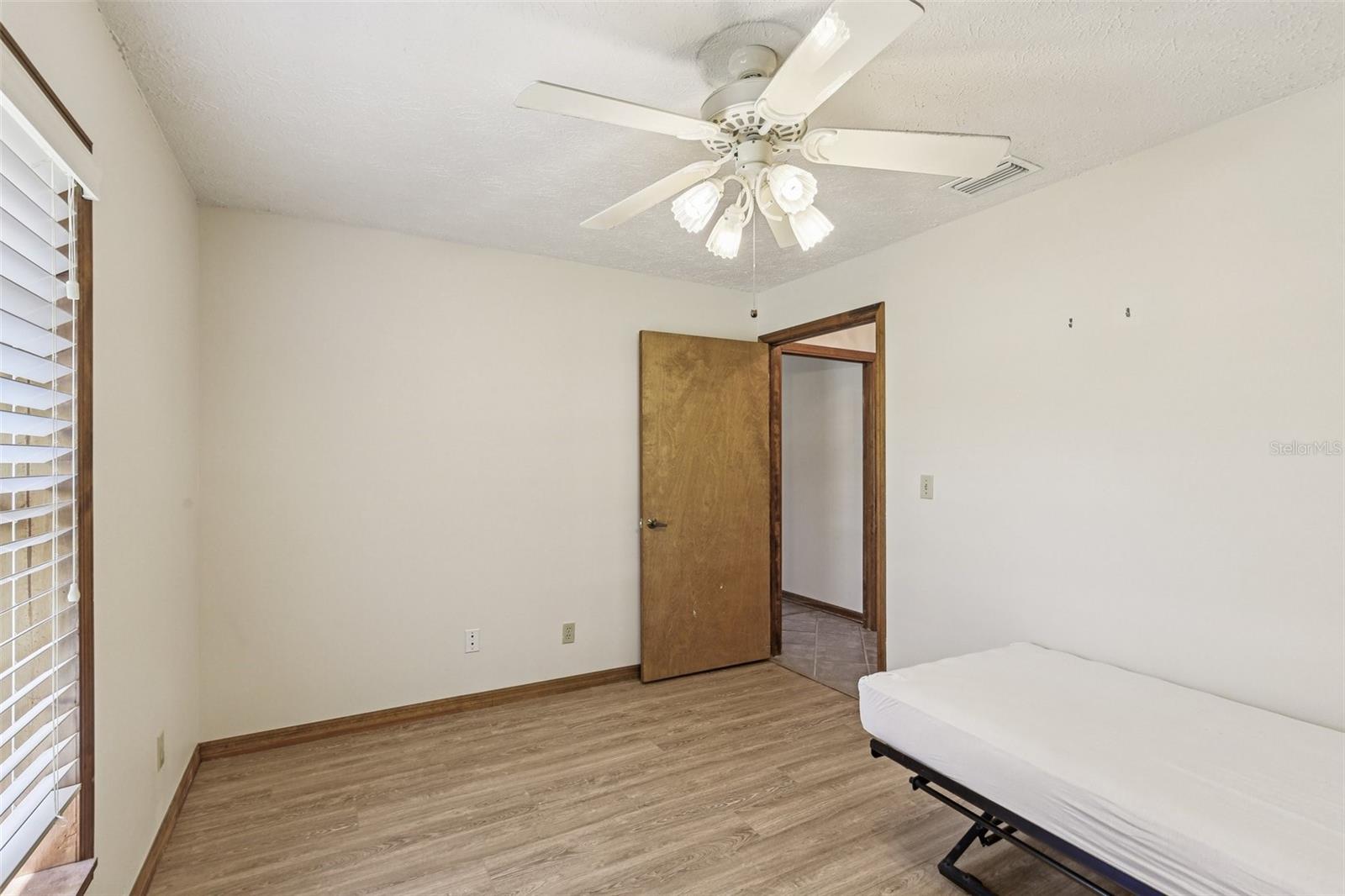 7004 DUSTY RD — photo 23