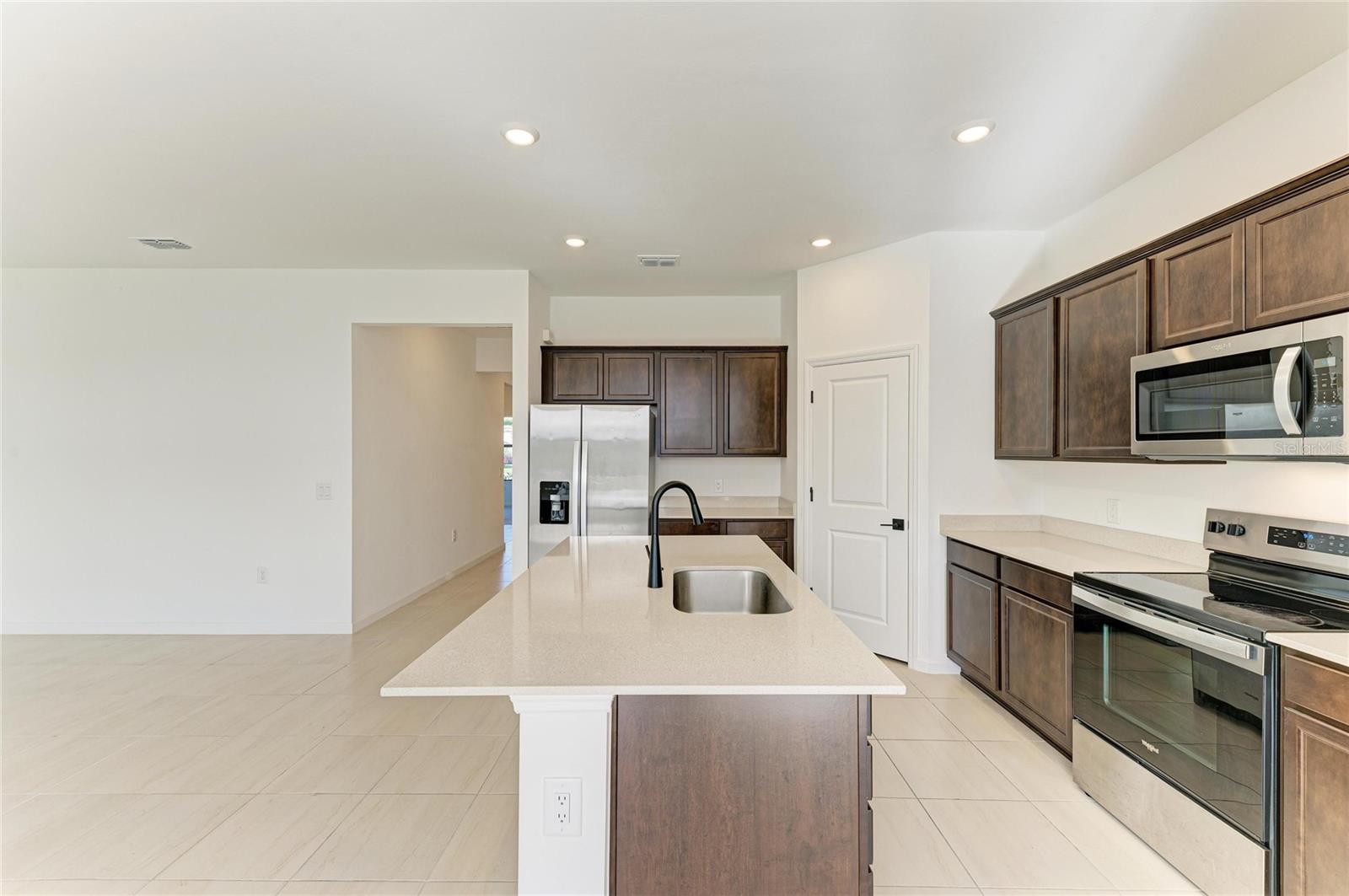 5637 SILVERSIDE PINE CT — photo 21