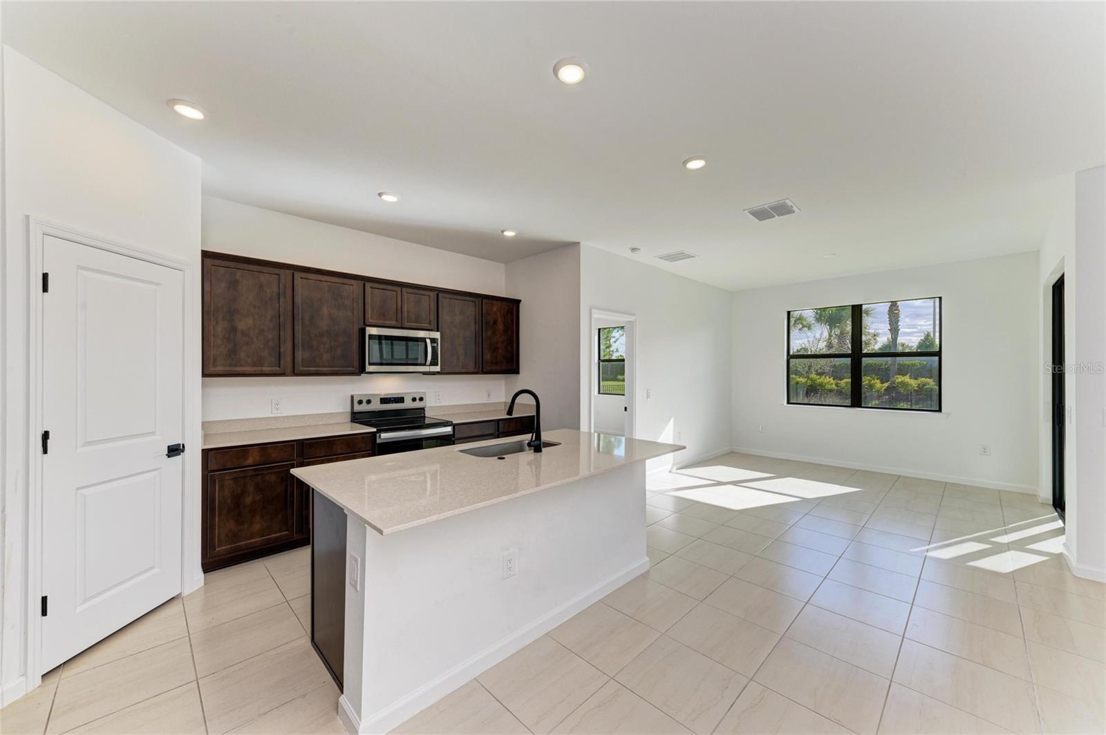 5637 SILVERSIDE PINE CT — photo 18