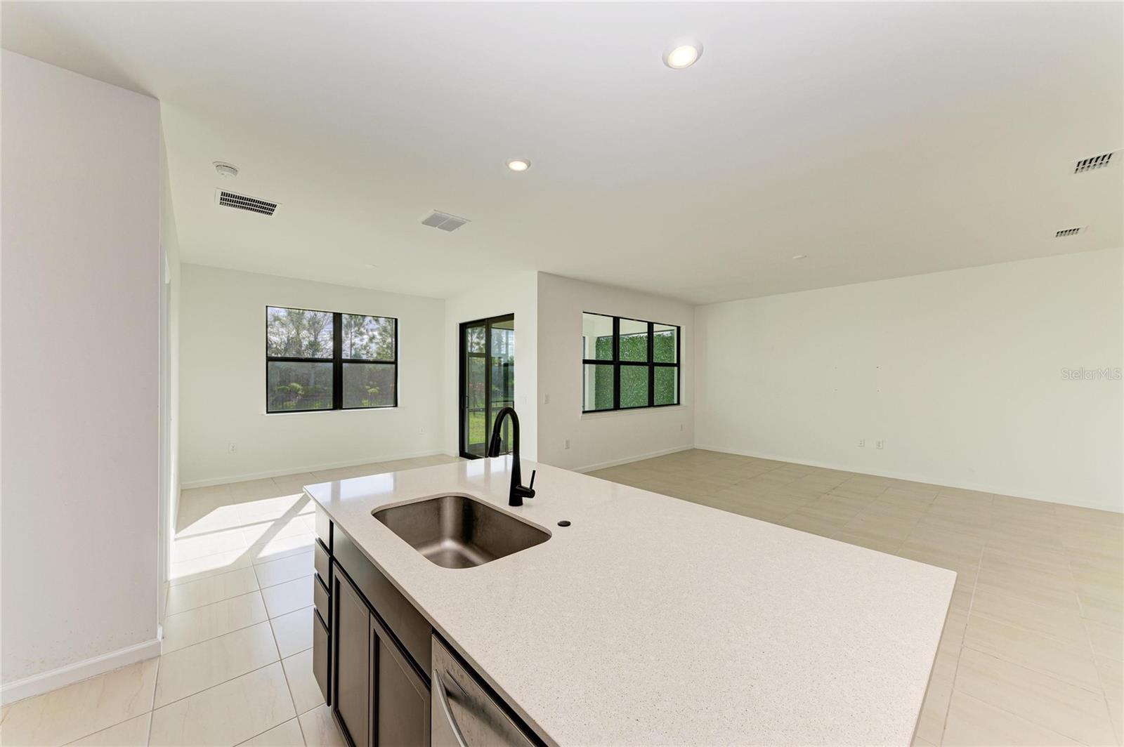 5637 SILVERSIDE PINE CT — photo 24