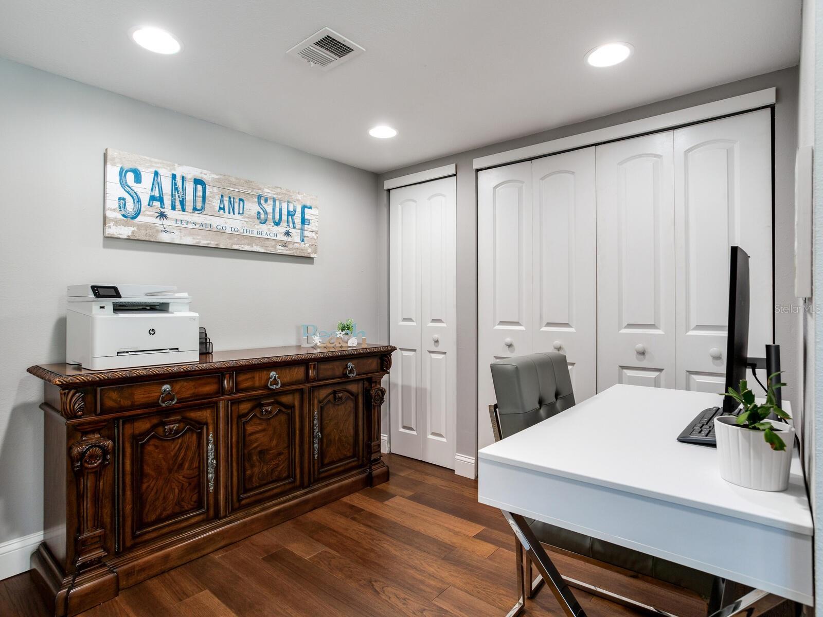 660 ISLAND WAY #202 — photo 7