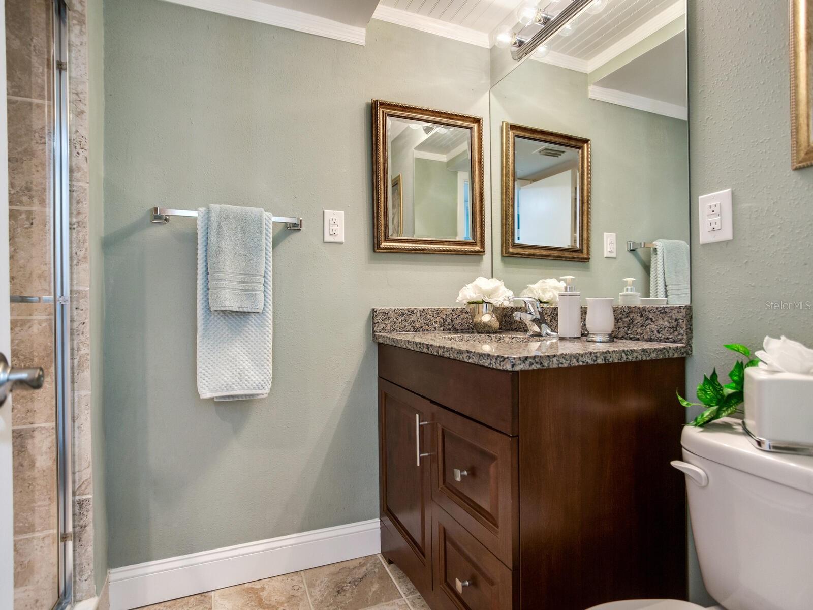 660 ISLAND WAY #202 — photo 16