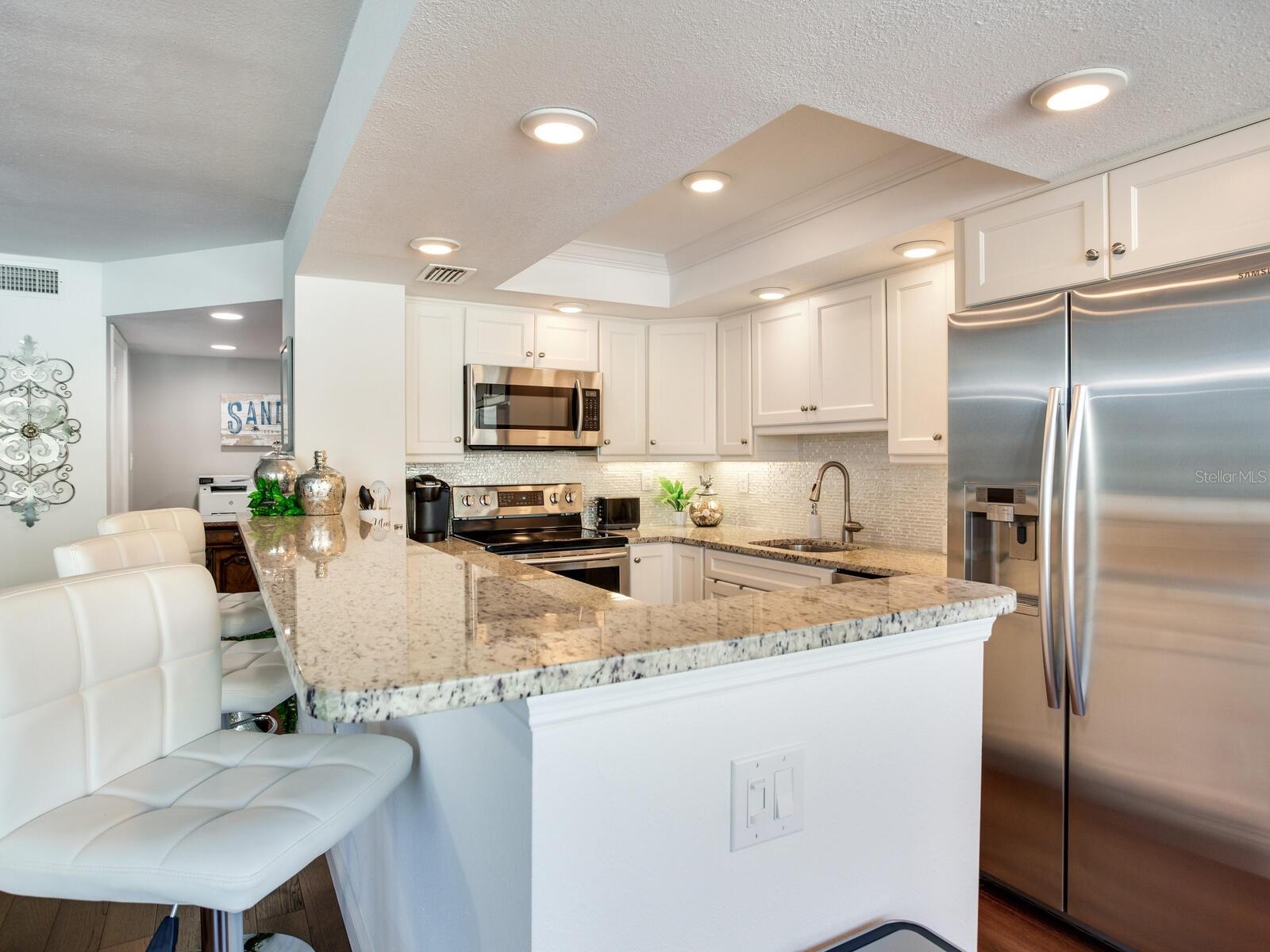 660 ISLAND WAY #202 — photo 25