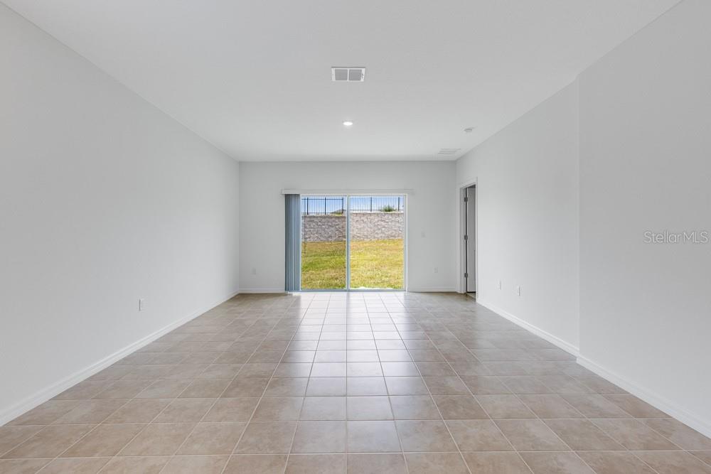 13836 SHELLMORE AVE — photo 11