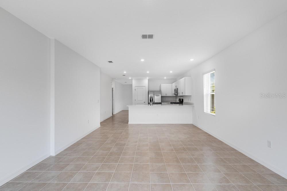 13836 SHELLMORE AVE — photo 9