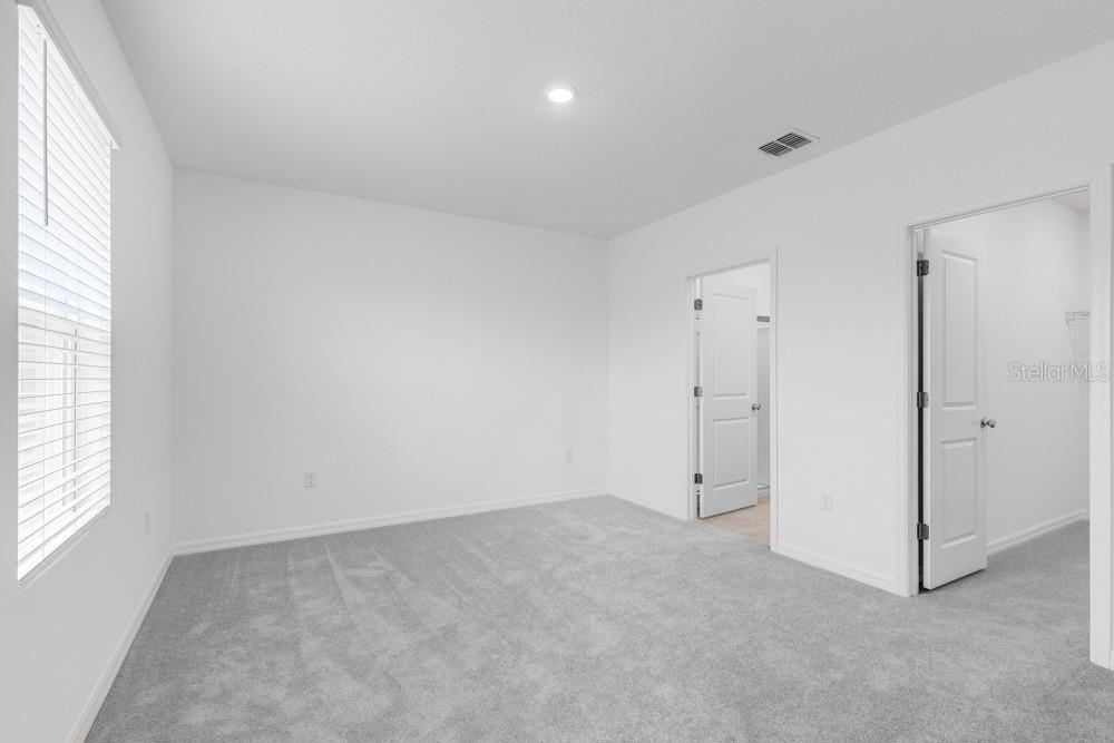 13836 SHELLMORE AVE — photo 17