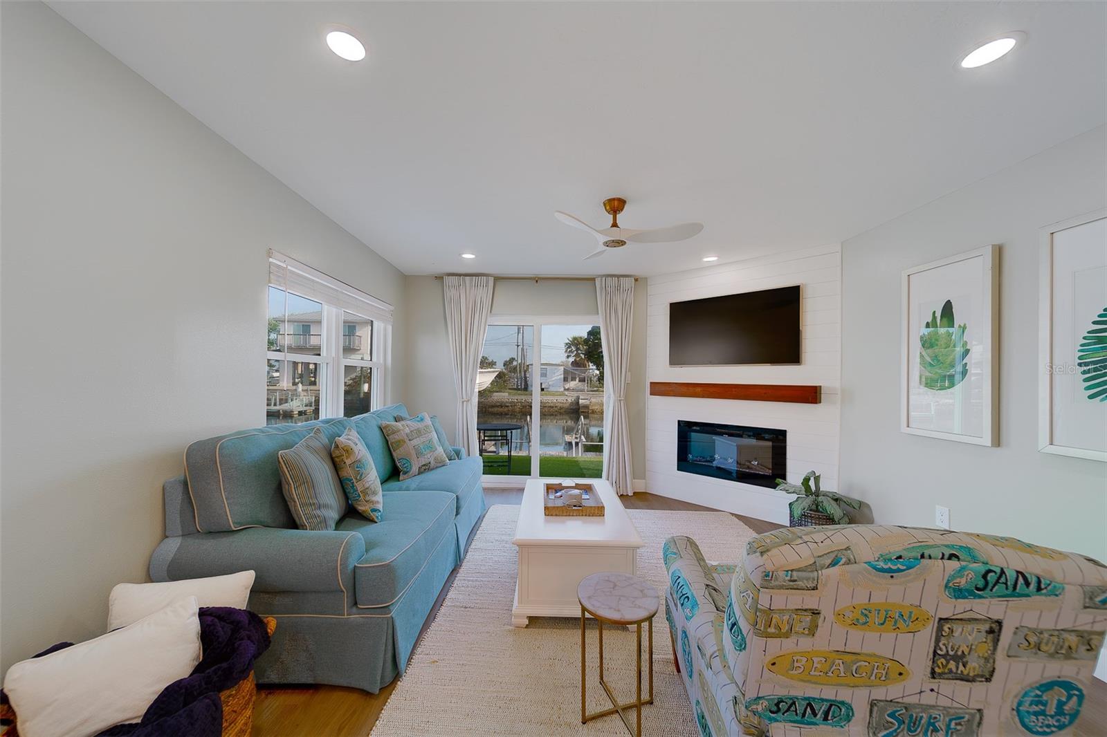 6403 LONNIE LEE LN — photo 3