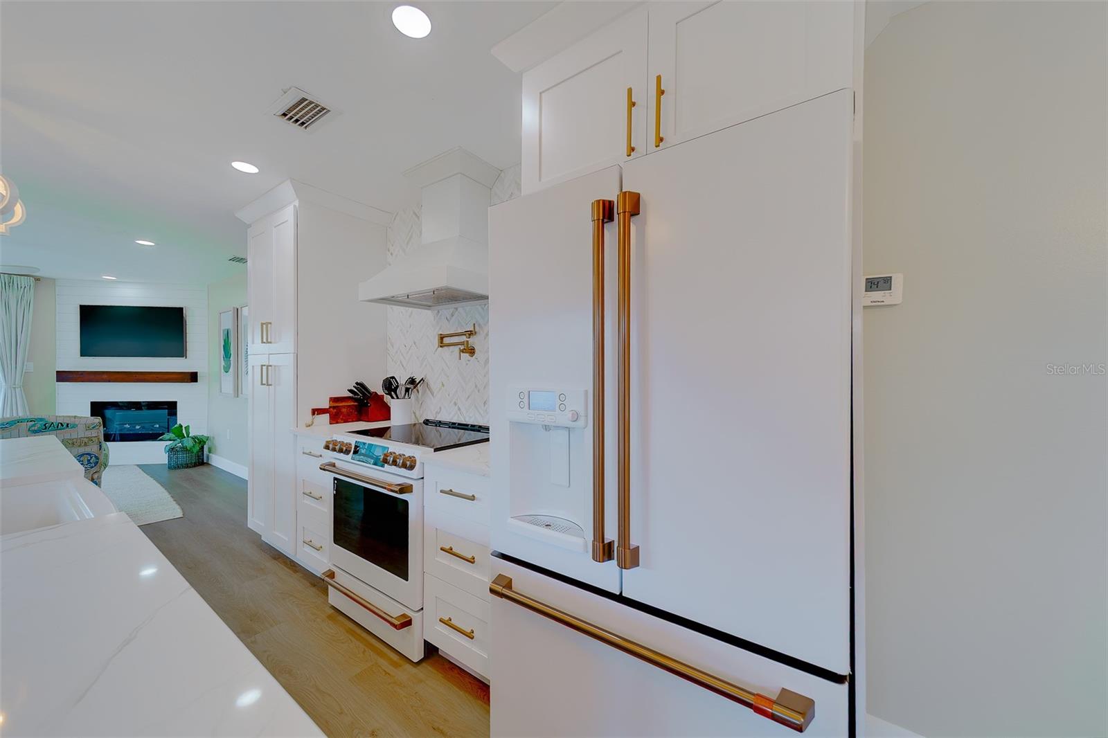 6403 LONNIE LEE LN — photo 19