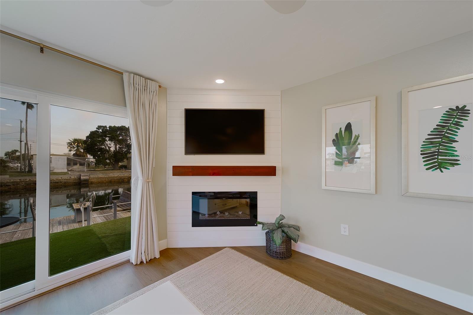 6403 LONNIE LEE LN — photo 8