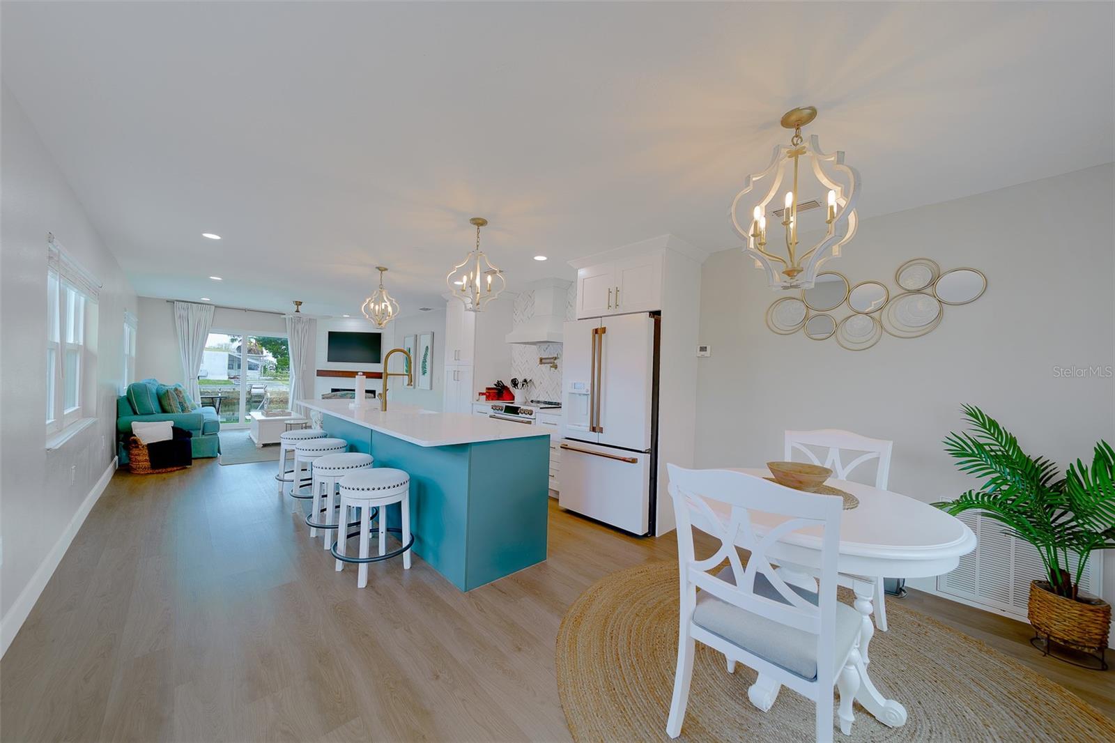 6403 LONNIE LEE LN — photo 9