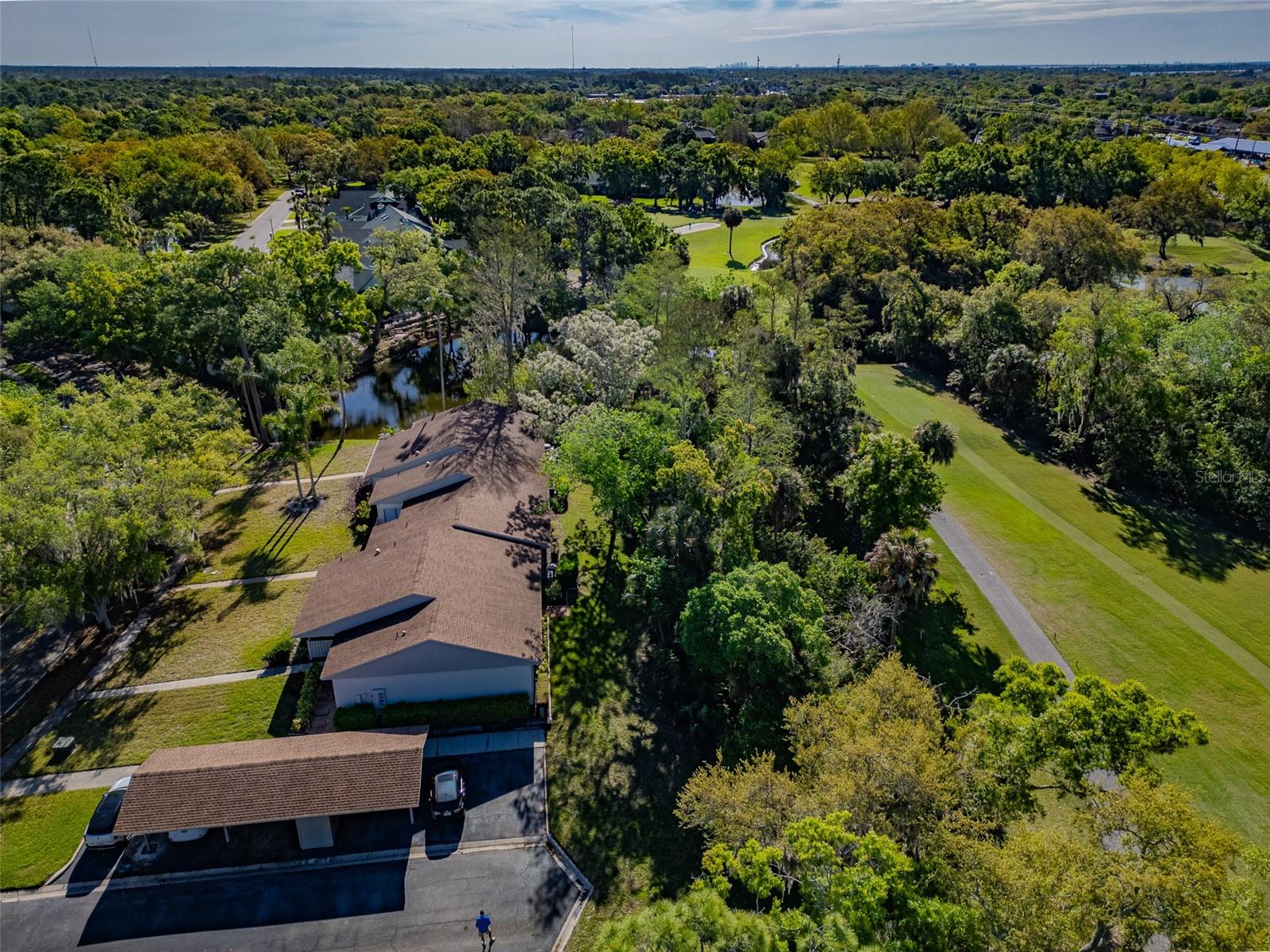 600 S WOODLANDS DR — photo 36