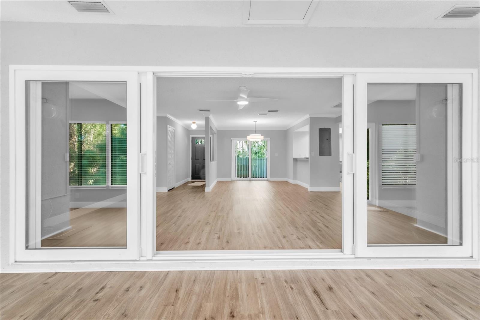 600 S WOODLANDS DR — photo 27