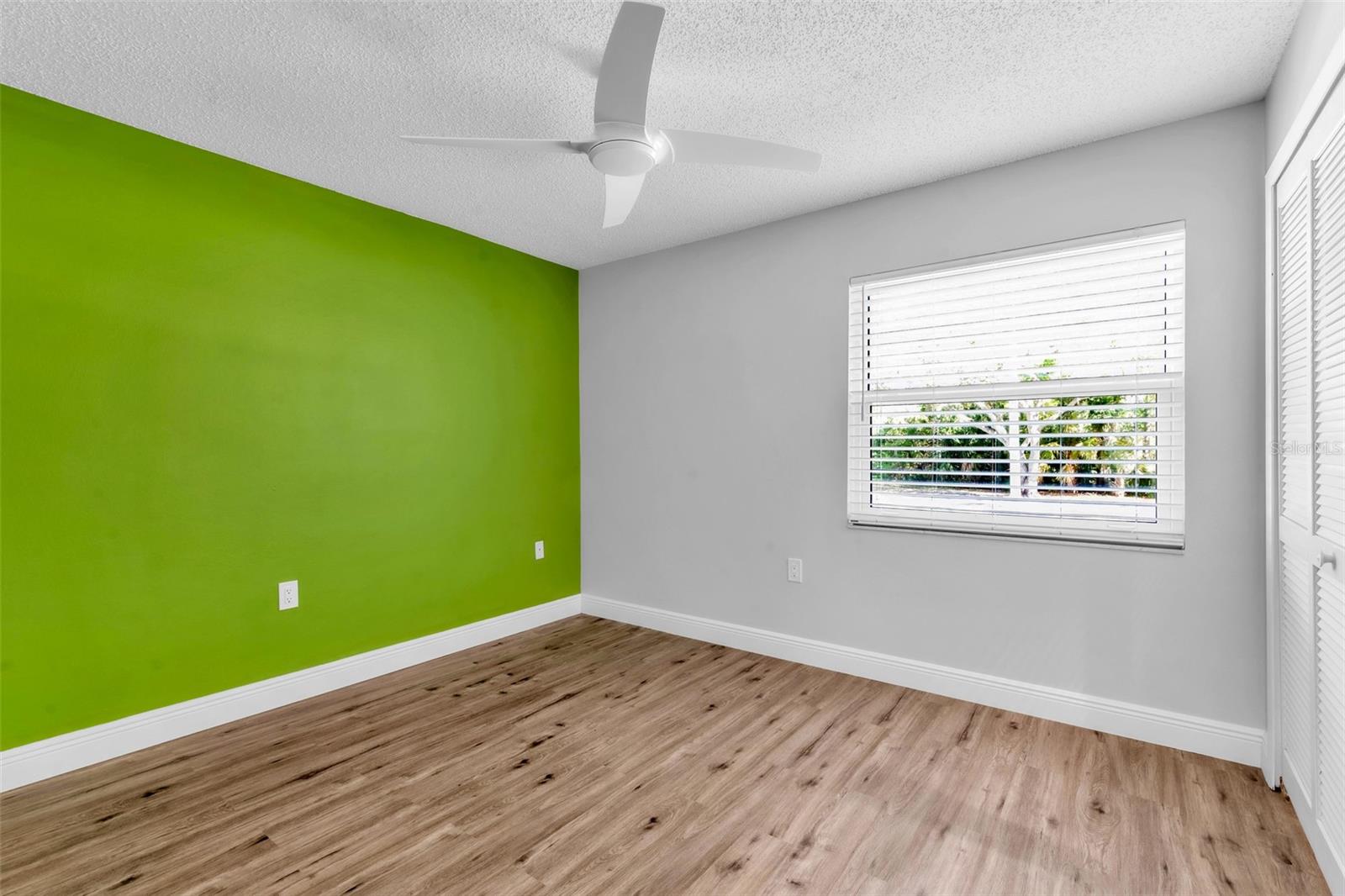 600 S WOODLANDS DR — photo 28