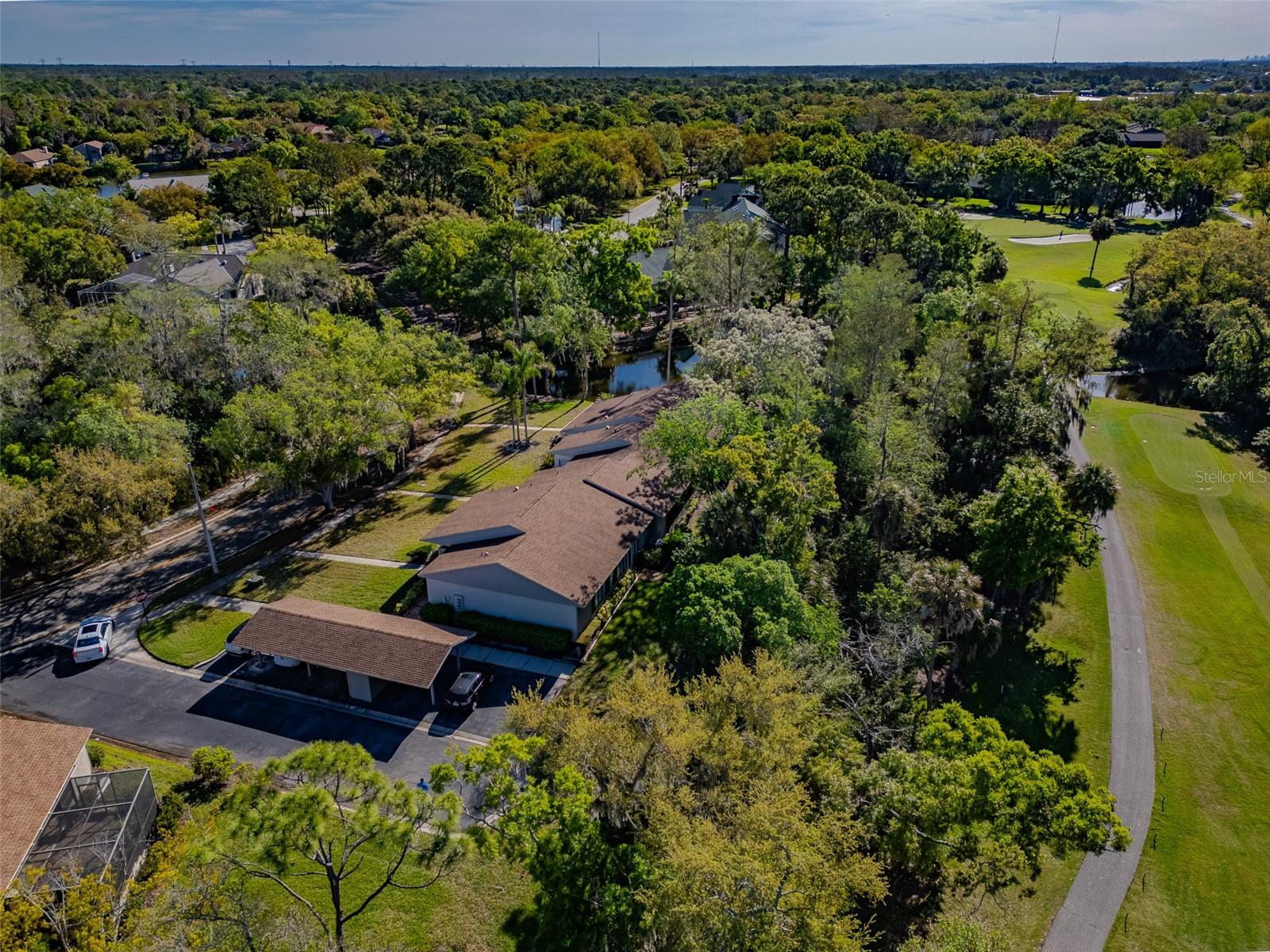 600 S WOODLANDS DR — photo 37