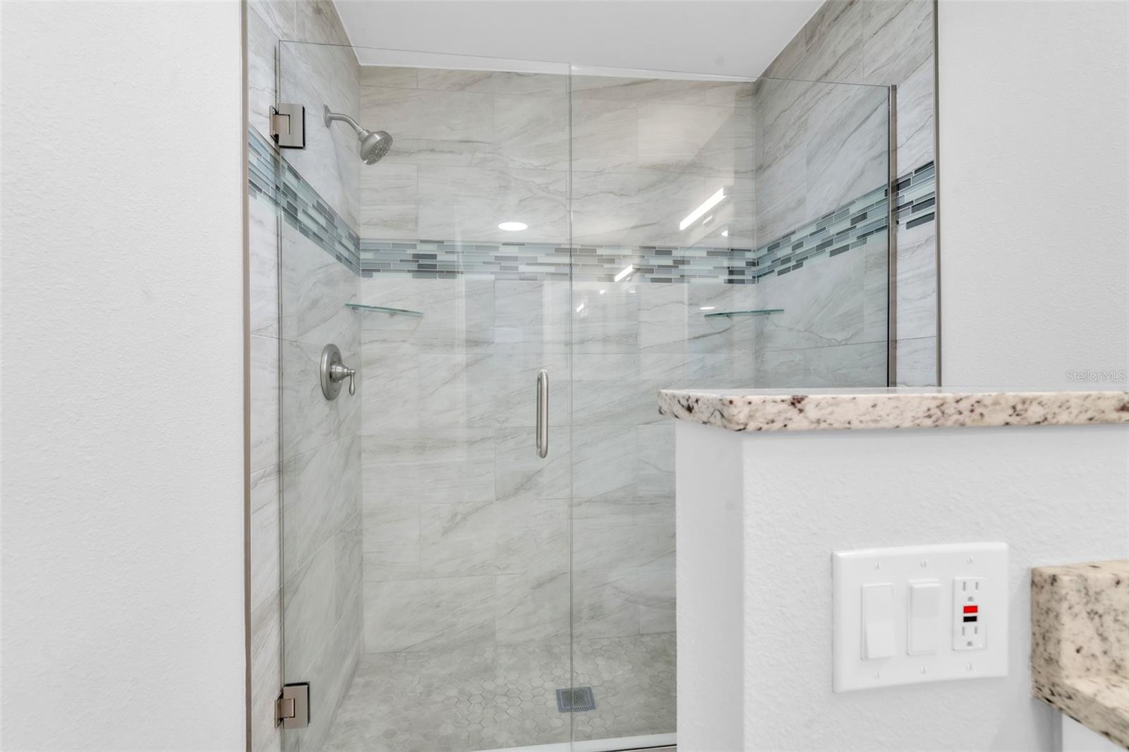 600 S WOODLANDS DR — photo 22