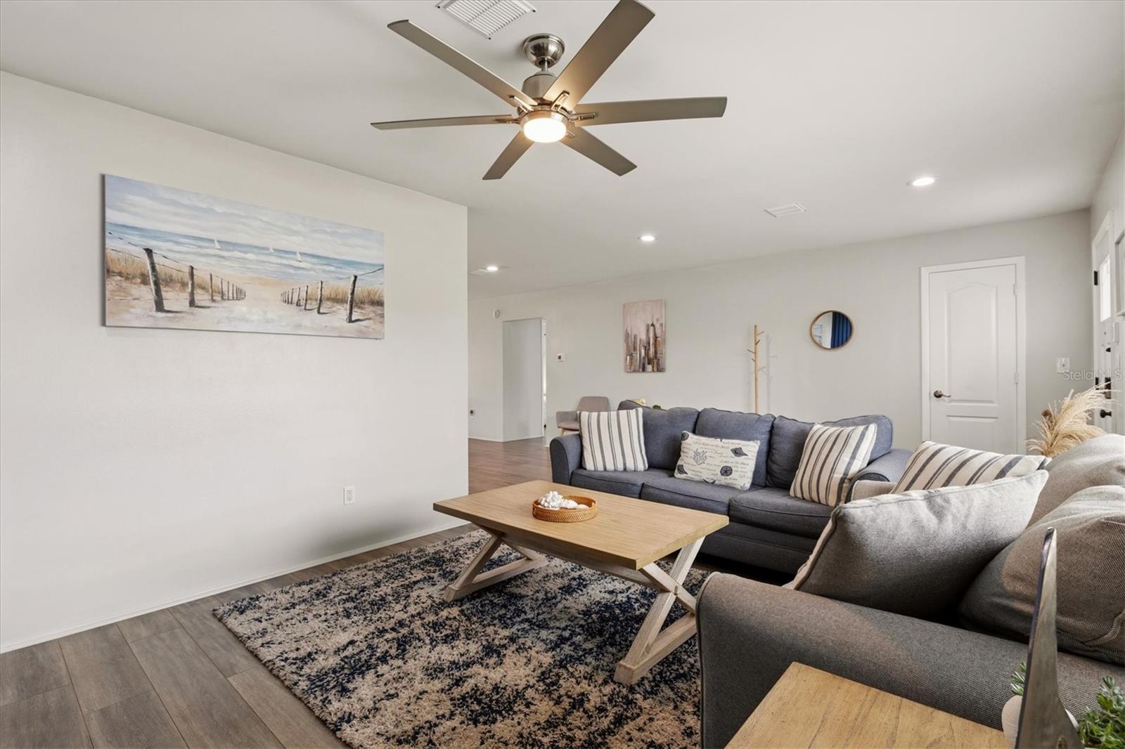 3310 SIESTA DR — photo 10