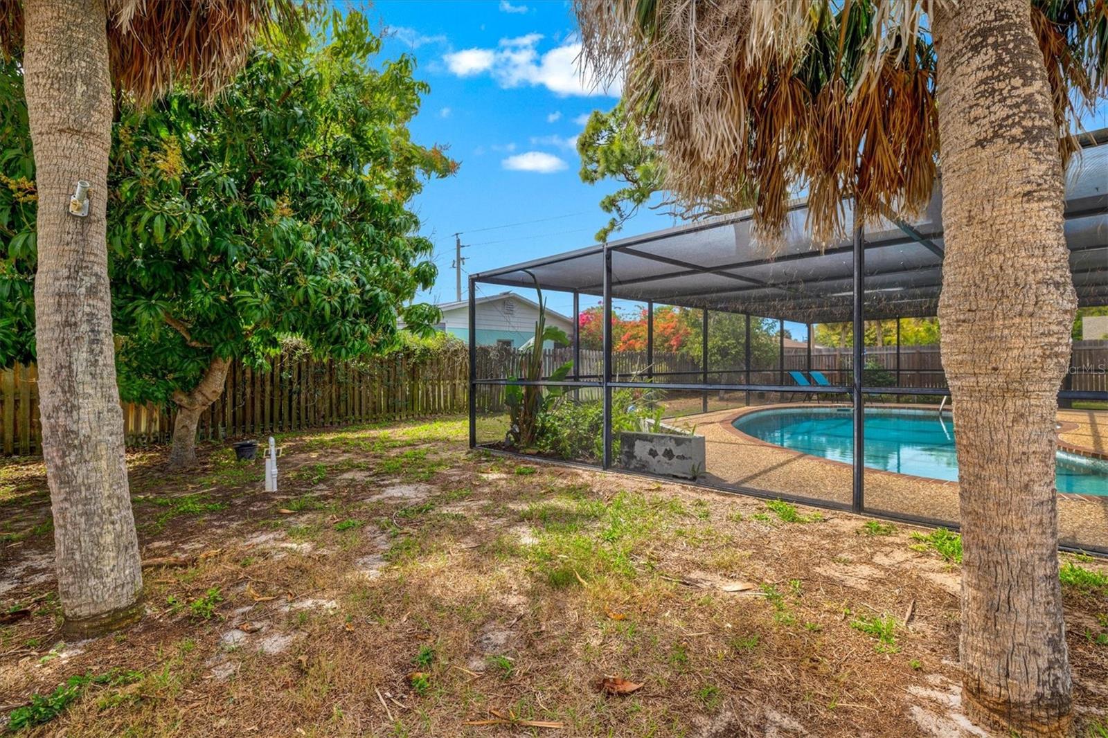 3310 SIESTA DR — photo 40