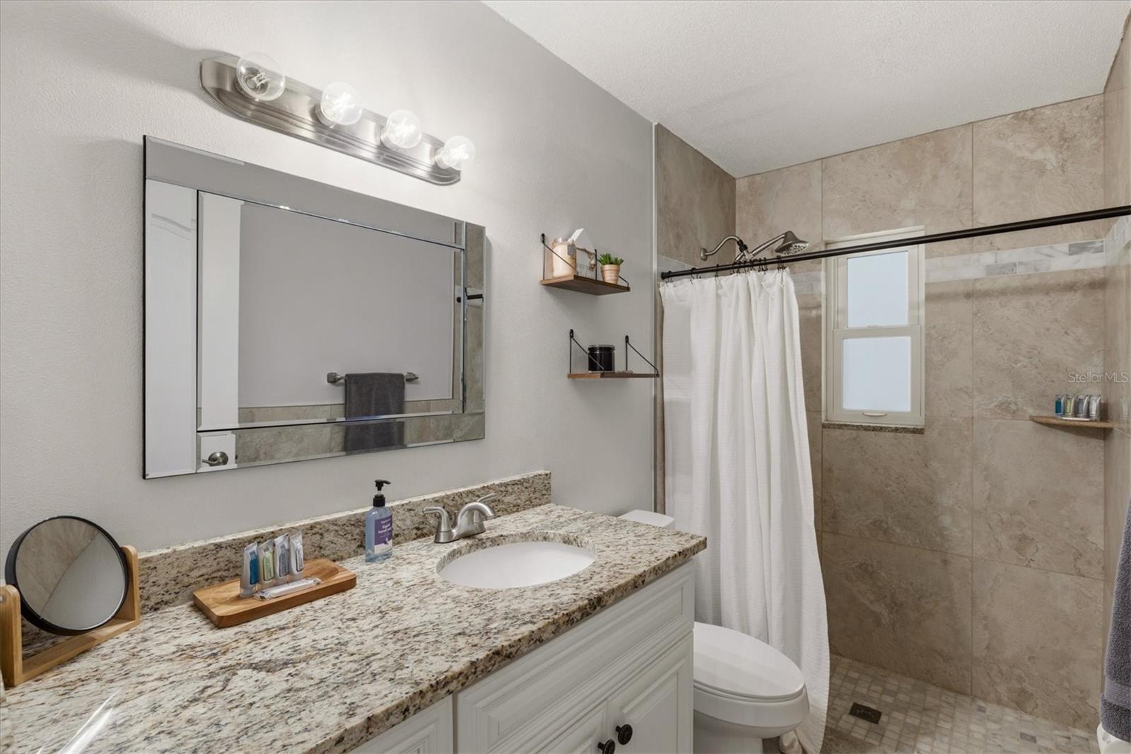 3310 SIESTA DR — photo 23