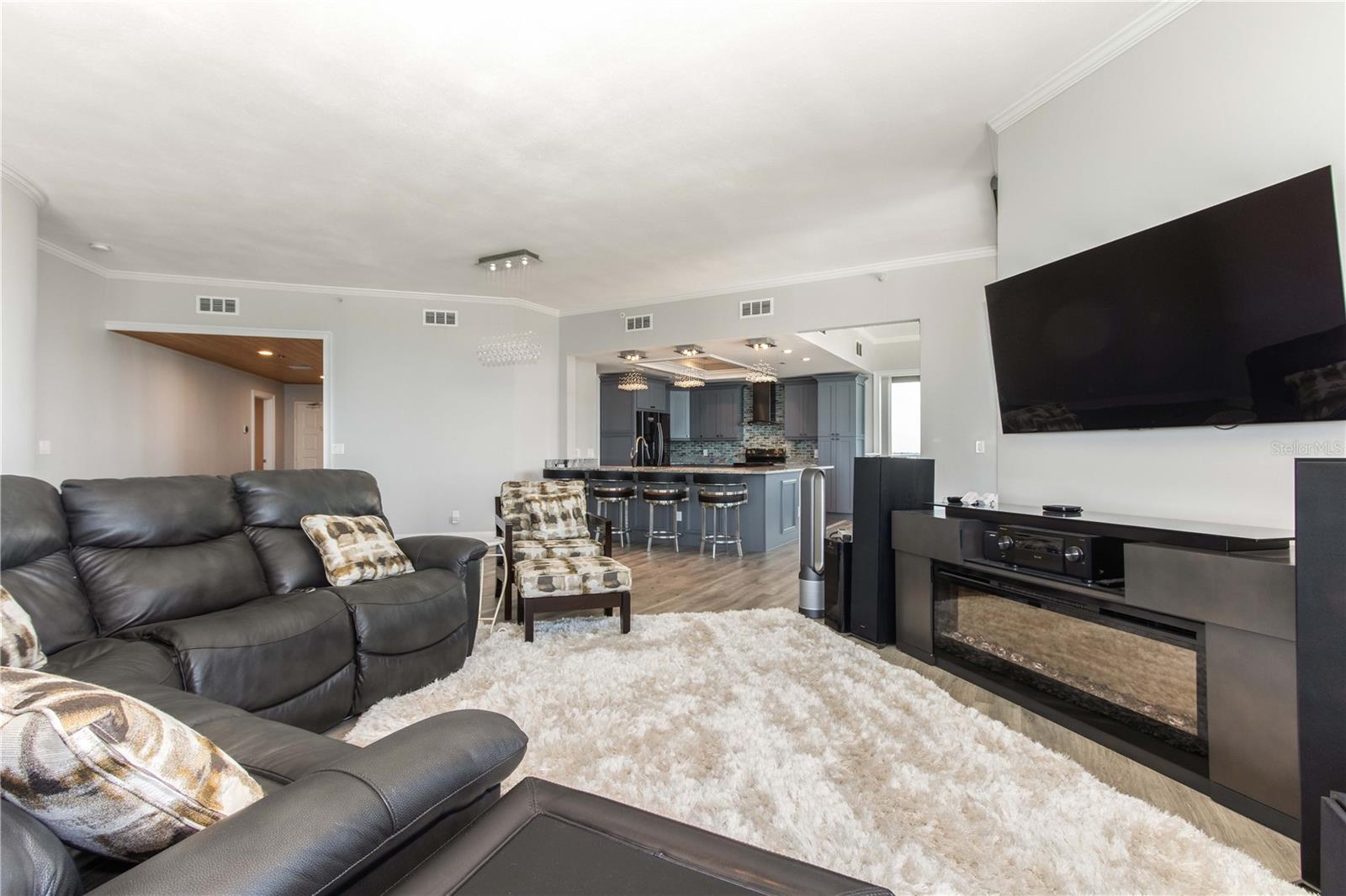 1560 GULF BLVD #1607 — photo 10