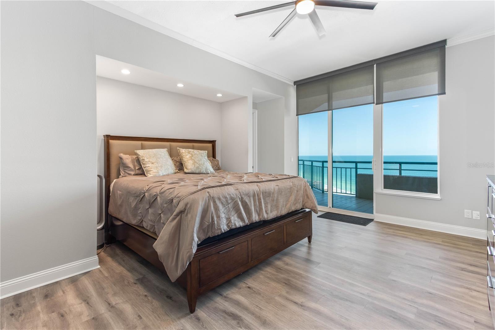 1560 GULF BLVD #1607 — photo 22