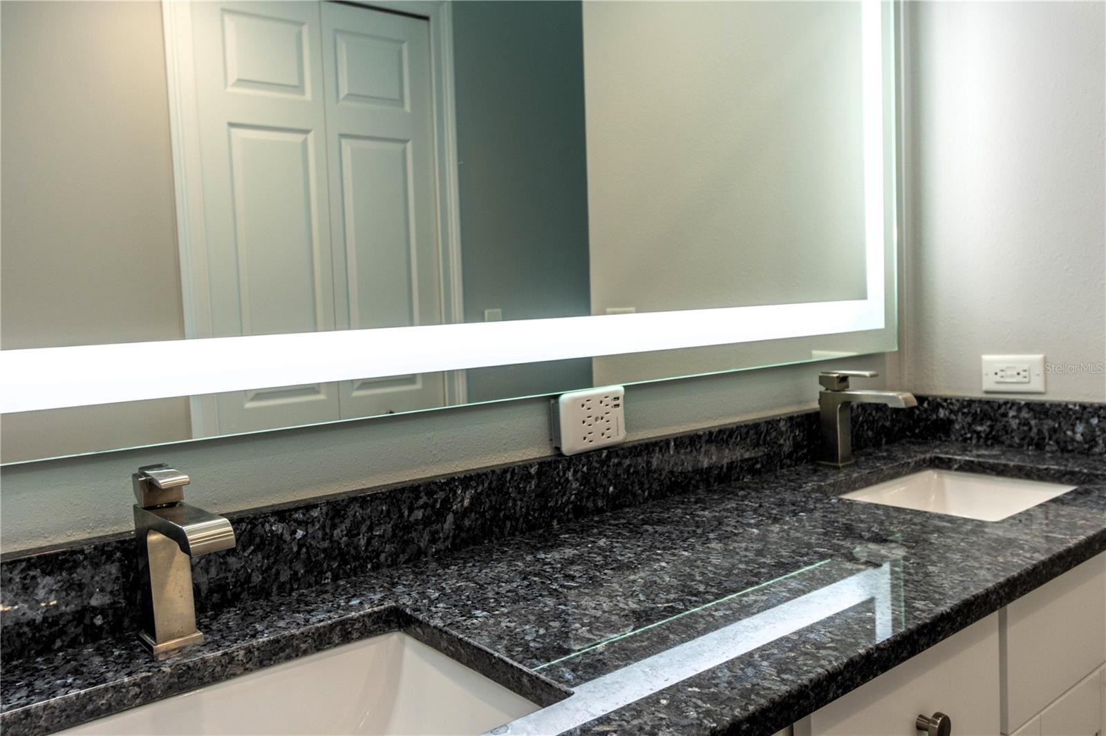 1560 GULF BLVD #1607 — photo 25