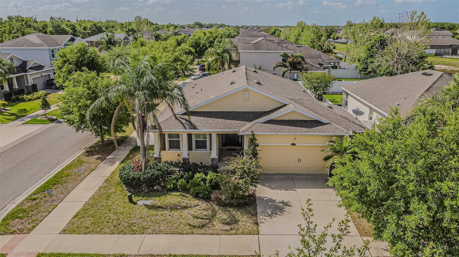10627 SCENIC HOLLOW DR — photo 23