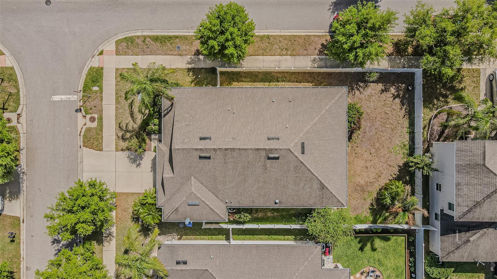 10627 SCENIC HOLLOW DR — photo 26