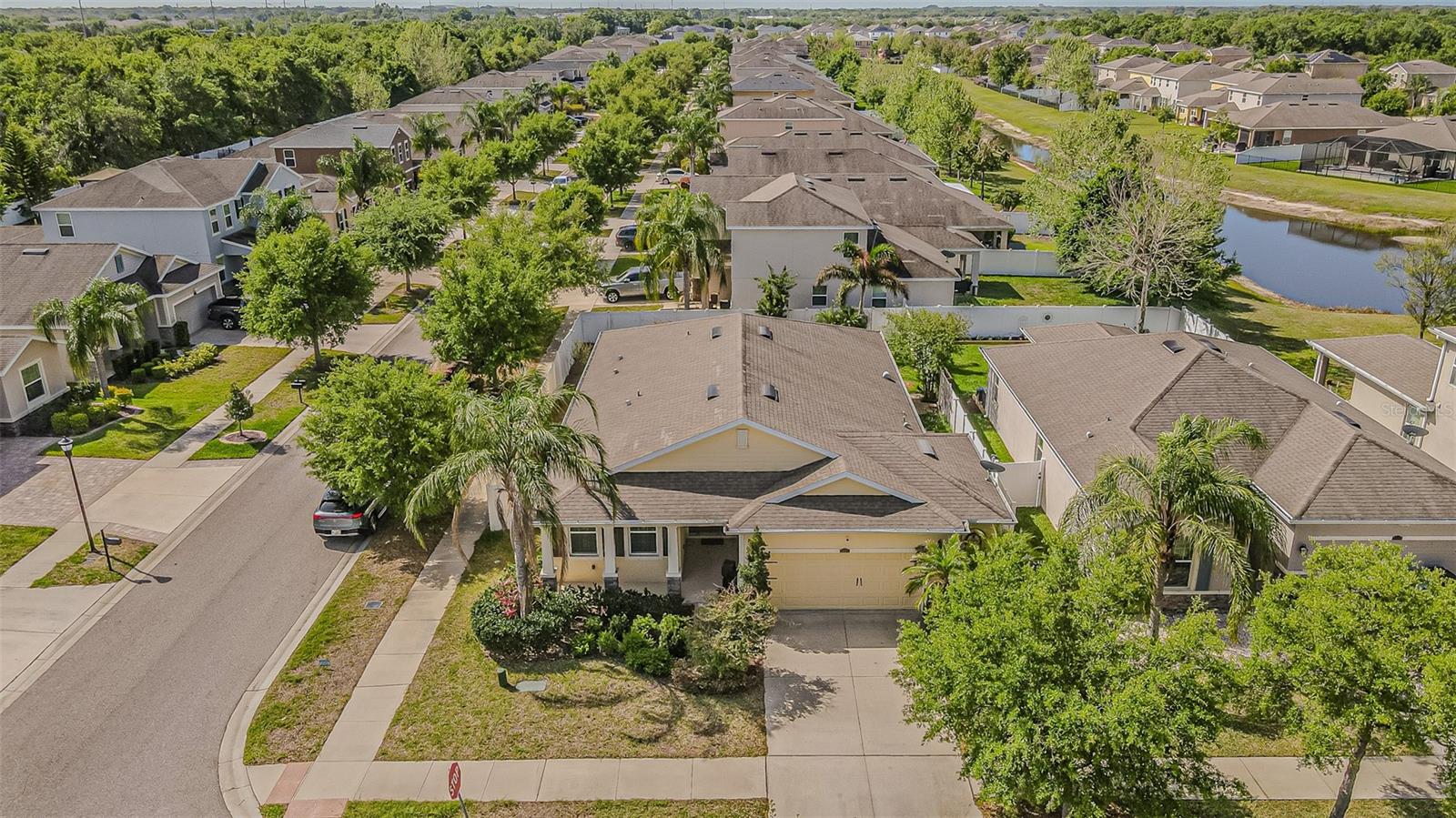 10627 SCENIC HOLLOW DR — photo 22
