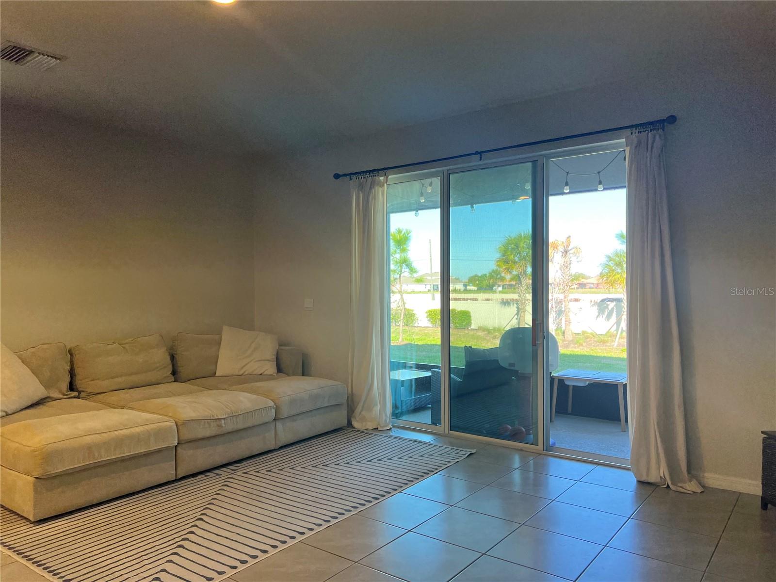 184 MANGROVE SHADE CIR — photo 10