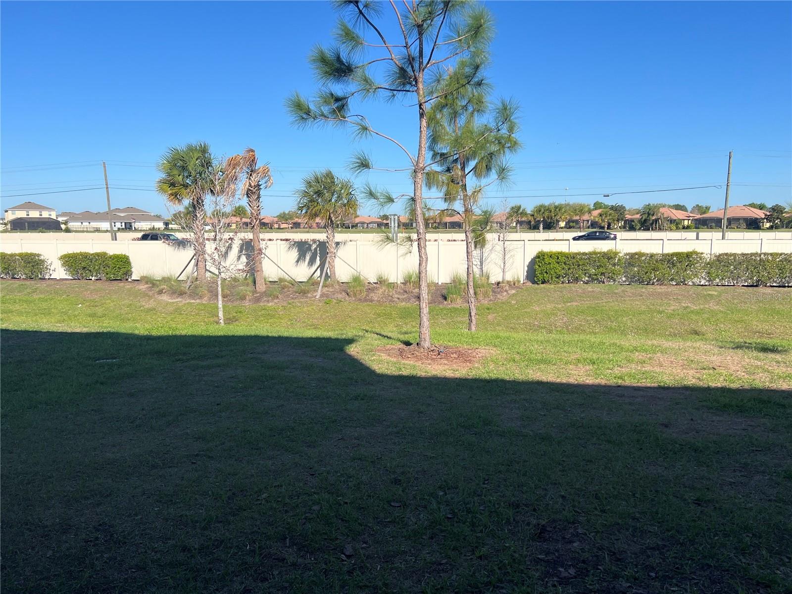 184 MANGROVE SHADE CIR — photo 28