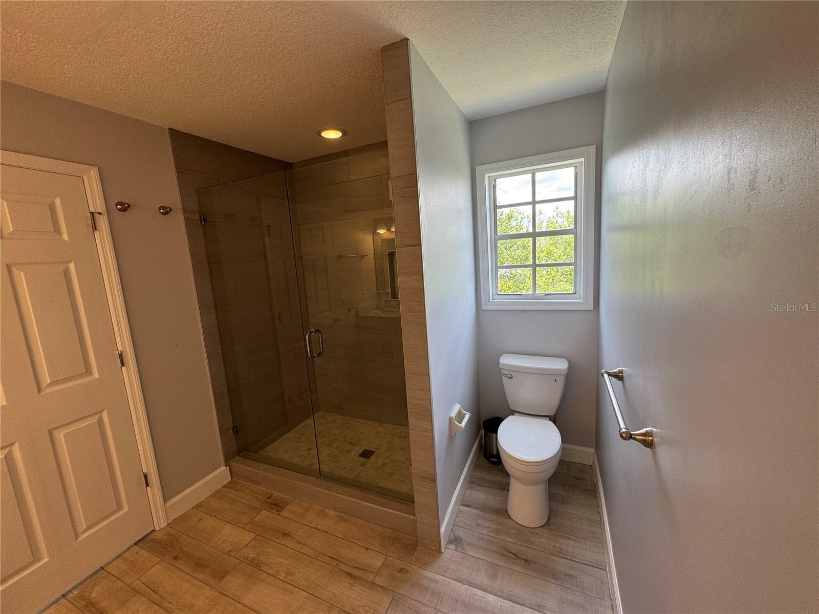 1806 LAGO VISTA BLVD — photo 17