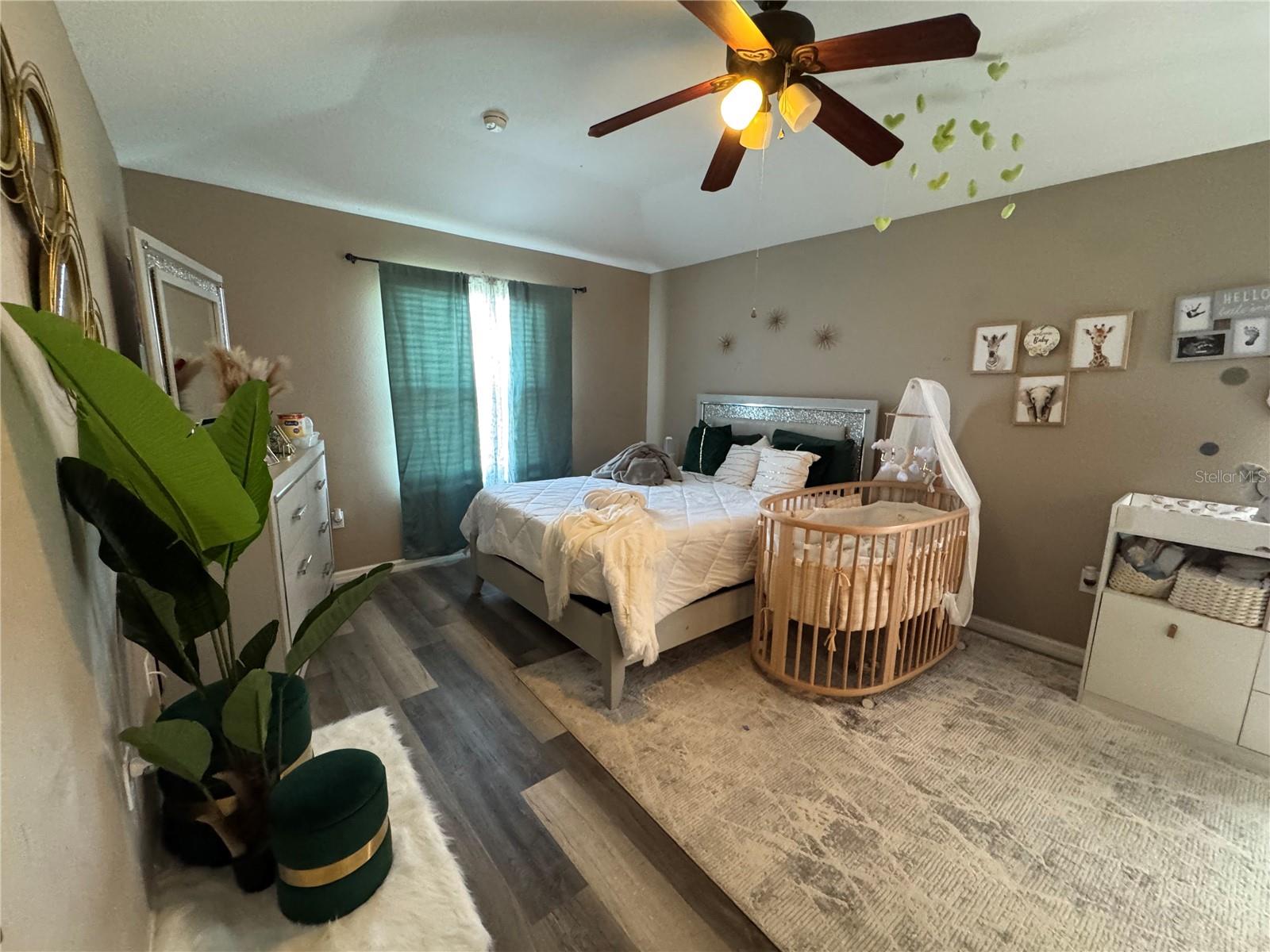435 STONE BRIAR DR — photo 10