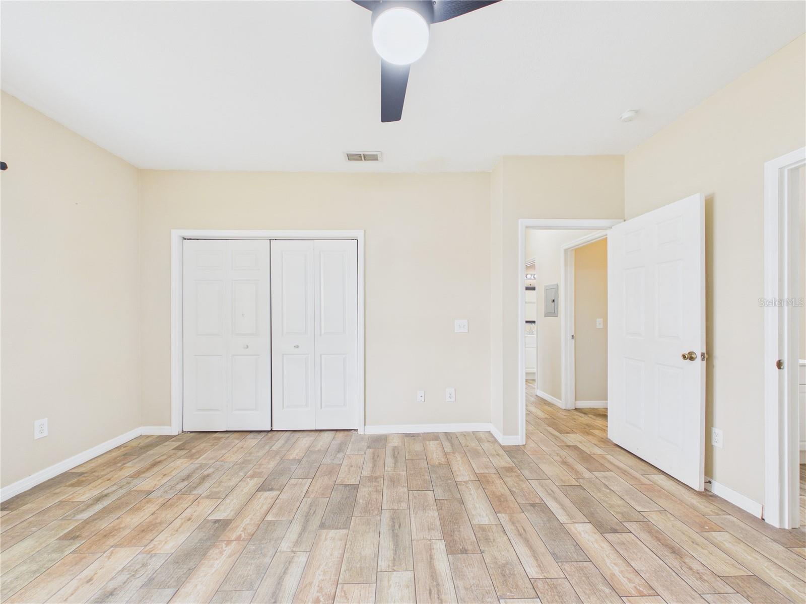 16305 ENCLAVE VILLAGE DR #102 — photo 27