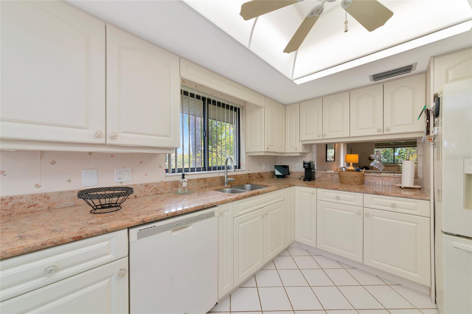 6423 EGRET LN #406 — photo 13