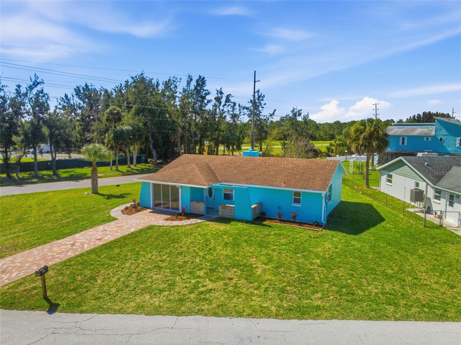 7608 YACHTSMAN DR — photo 29