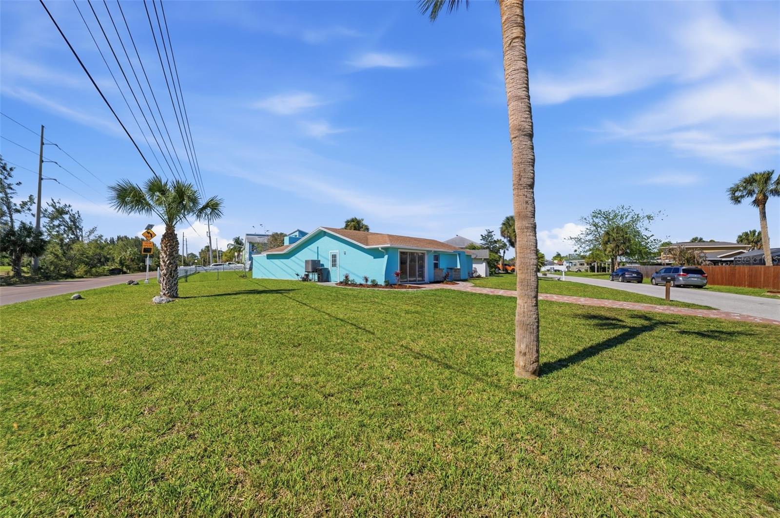 7608 YACHTSMAN DR — photo 41