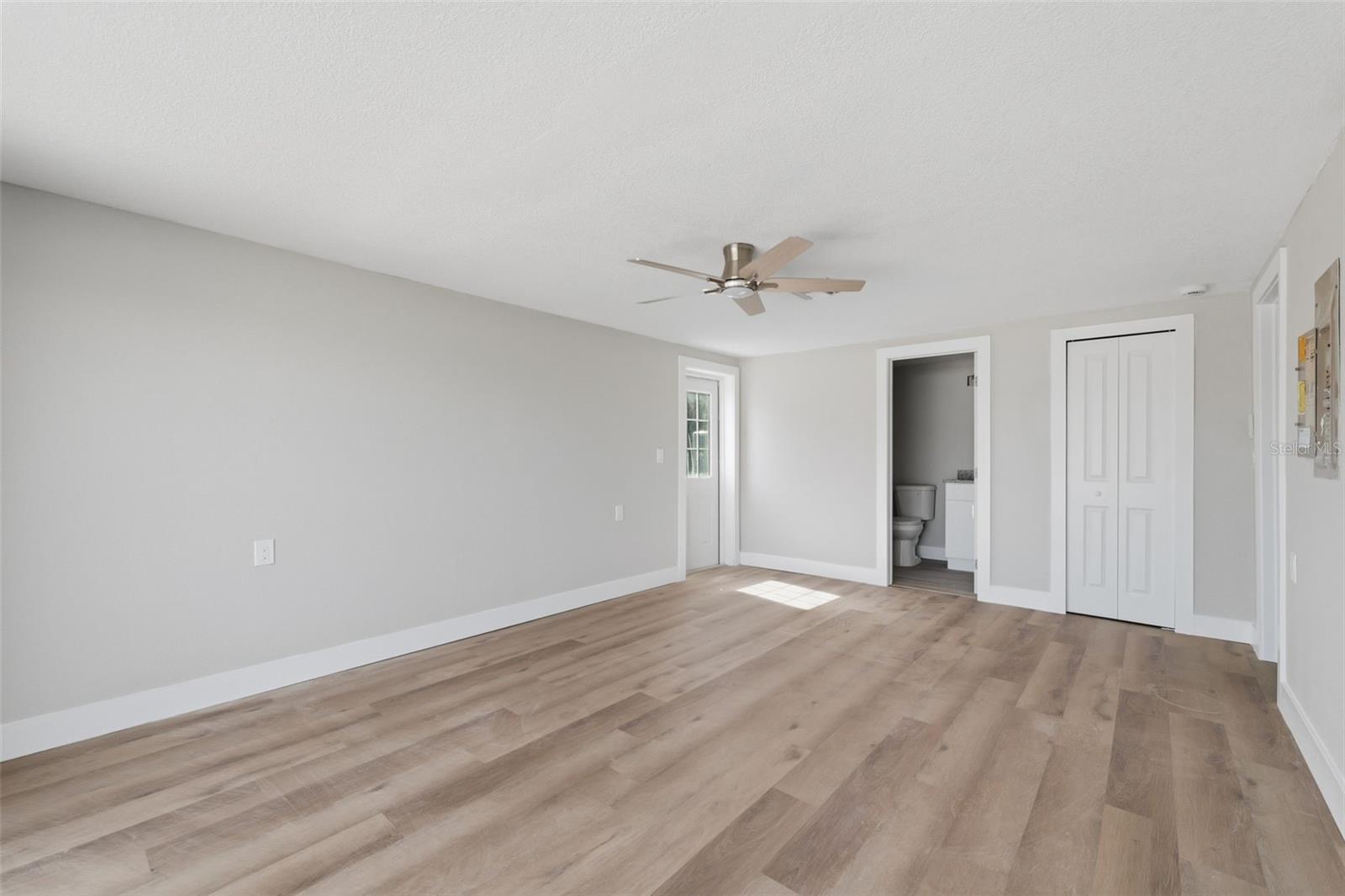 7608 YACHTSMAN DR — photo 16