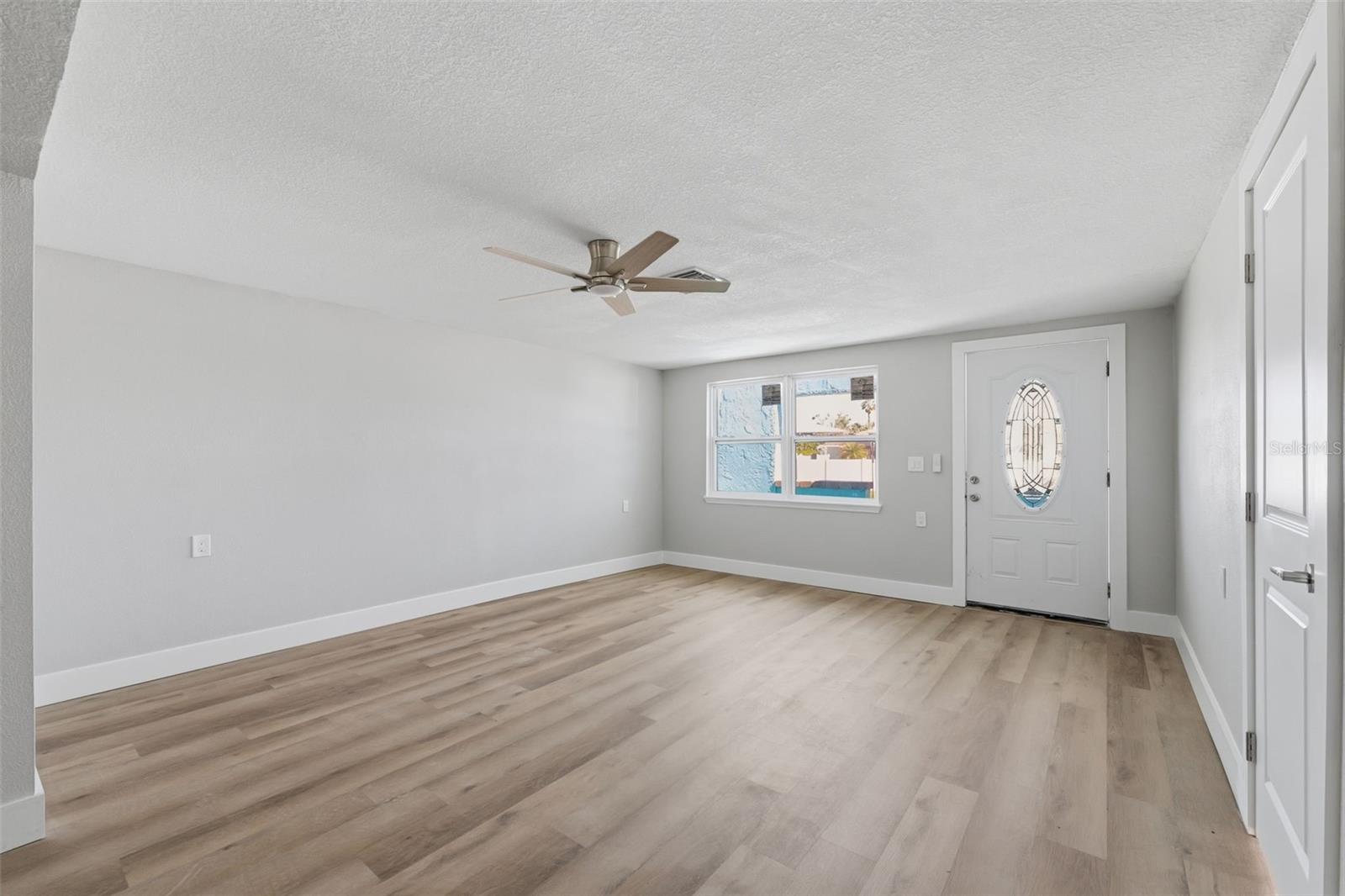 7608 YACHTSMAN DR — photo 6