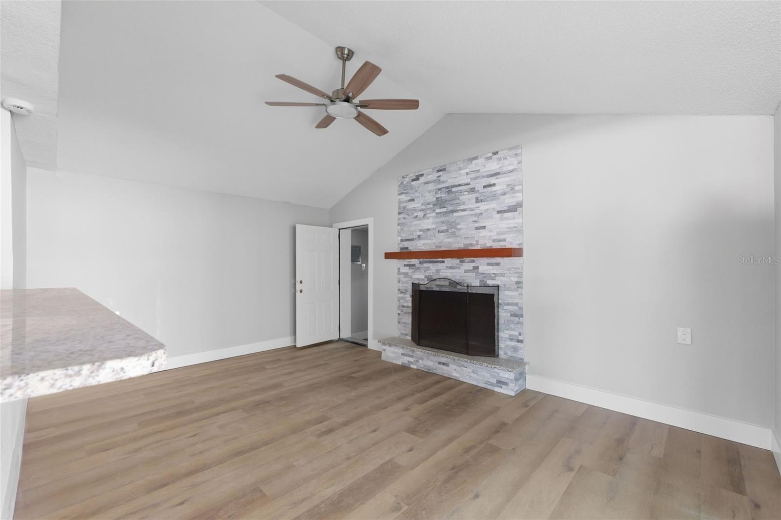 7608 YACHTSMAN DR — photo 48