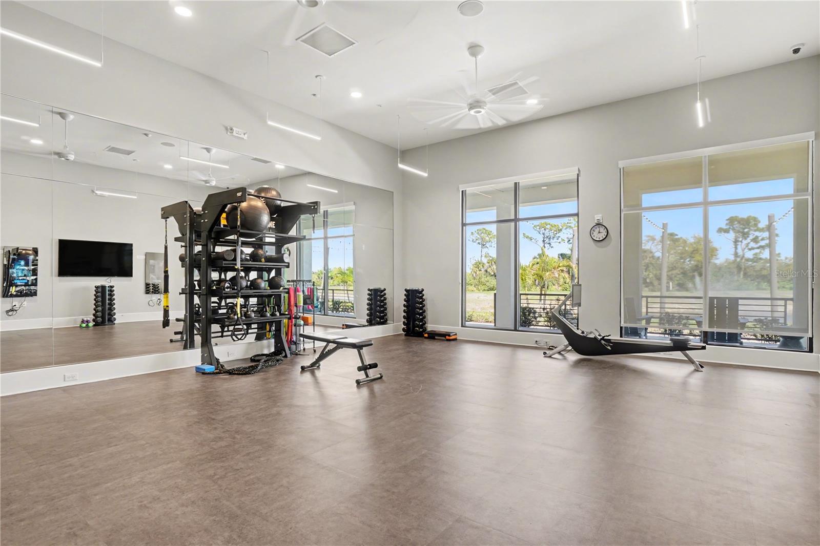 18065 GRAND PROSPERITY DR — photo 28