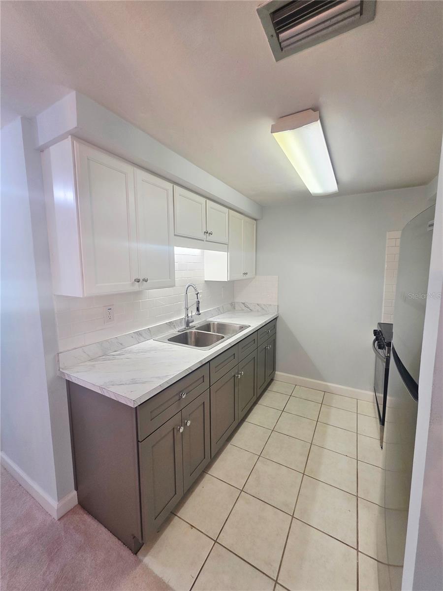 4461 RUSTIC DR — photo 6