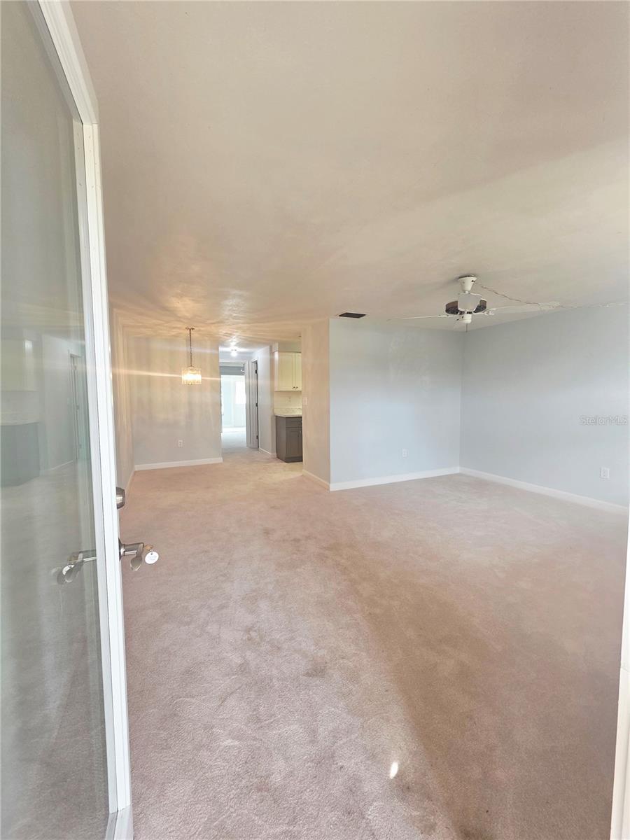 4461 RUSTIC DR — photo 2