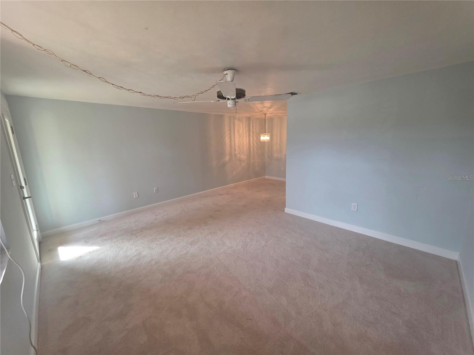 4461 RUSTIC DR — photo 3