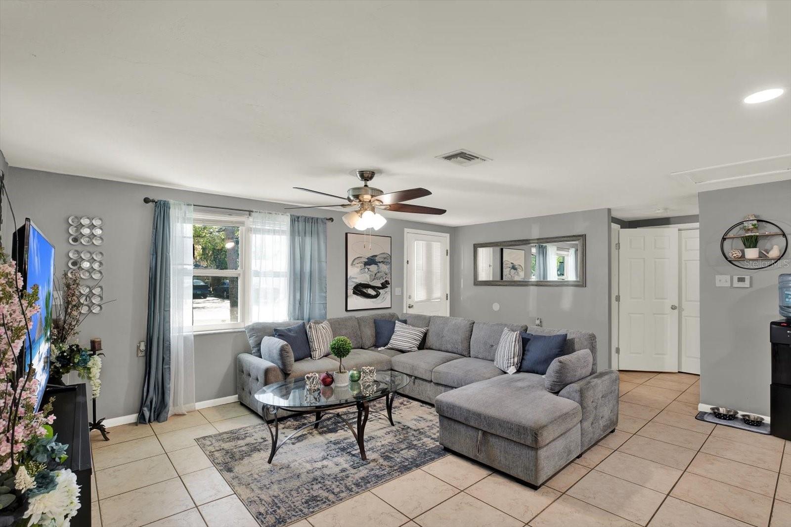 5609 QUIST DR — photo 3